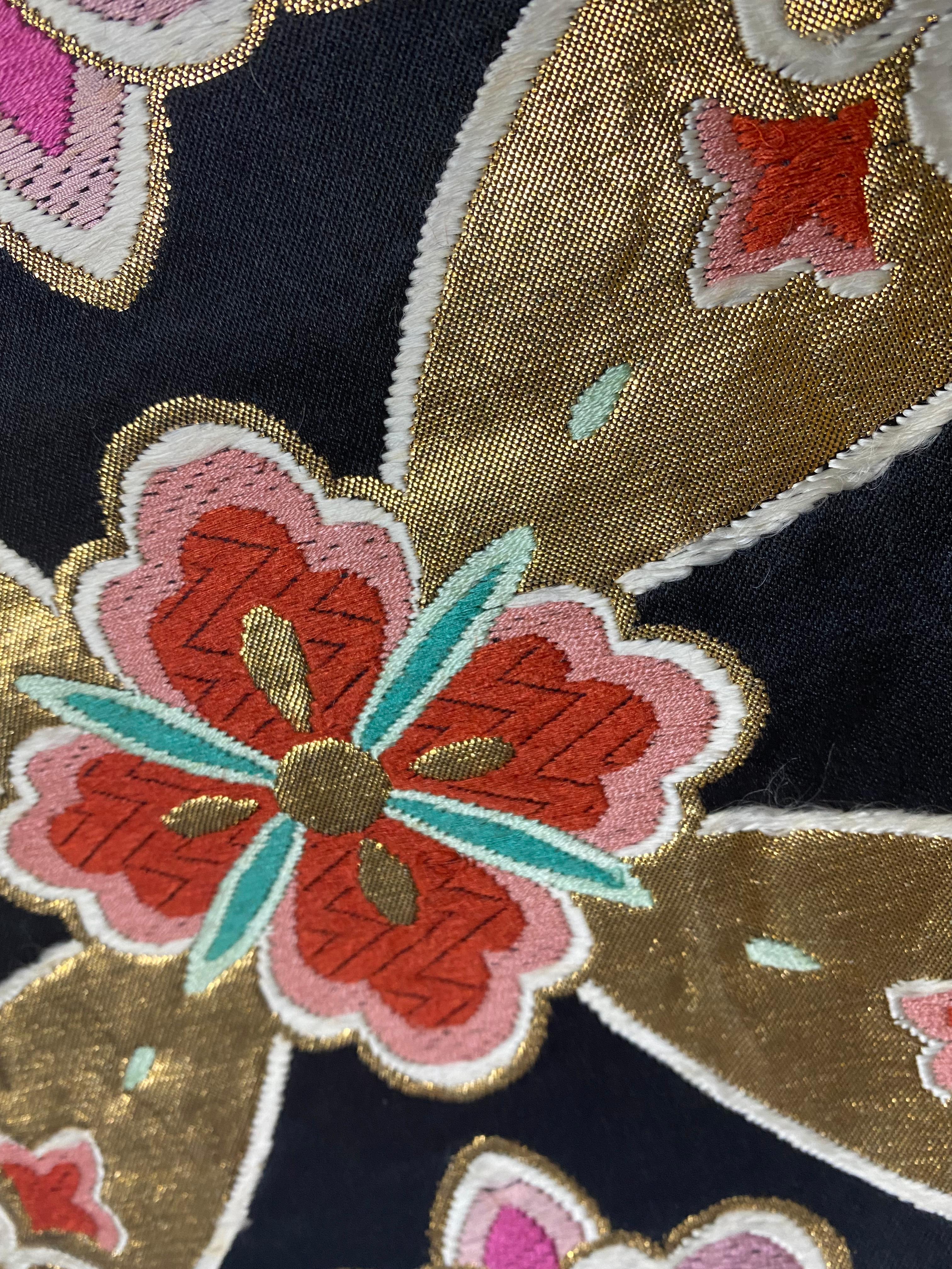Japanischer Kimono-Kunst-/Kimono-Wandteppich, große Blume(KC34-AB) im Zustand „Neu“ im Angebot in Shibuya City, Tokyo