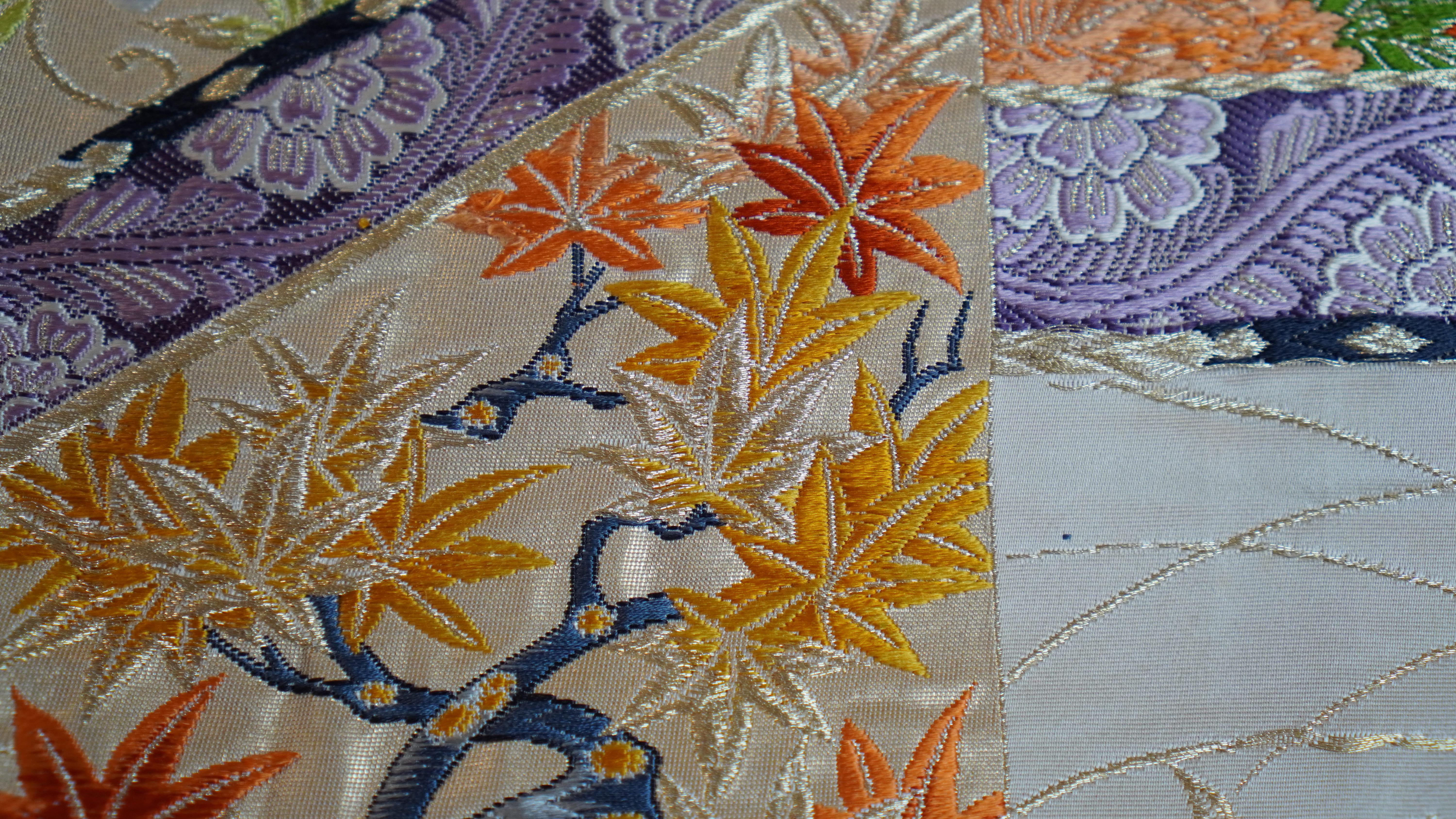 Japanischer Kimono-Kunst-/Kimono-Wandteppich, der König der Pfaue im Angebot 1