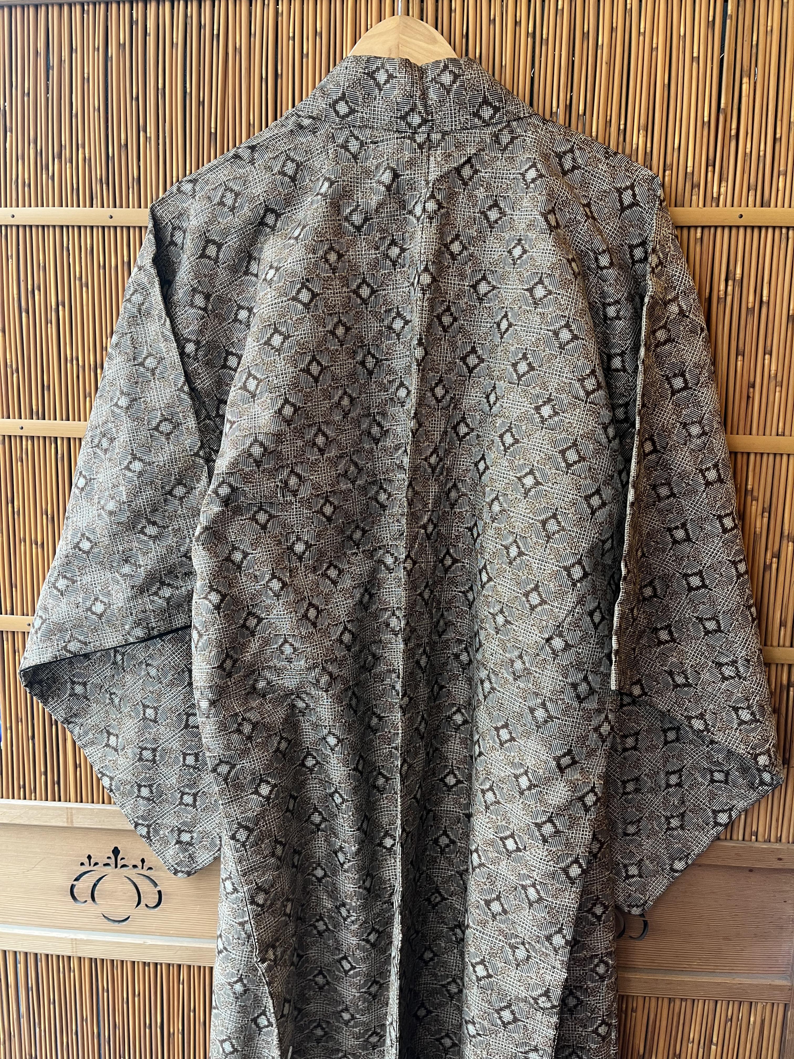 Japanisches Kimono-Diamantmuster (Showa) im Angebot