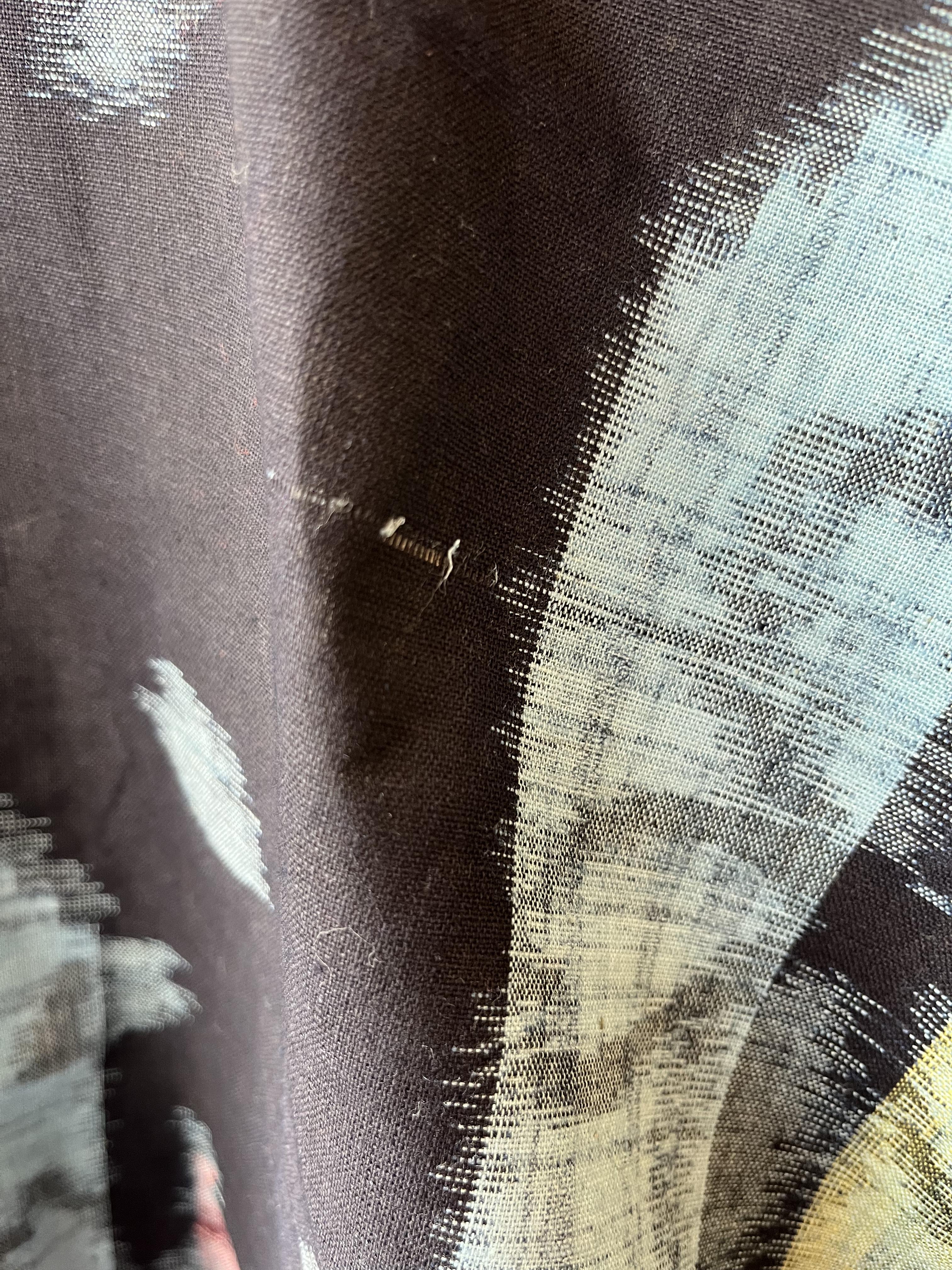 Japanisch Kimono-Kasuri im Zustand „Relativ gut“ im Angebot in Paris, FR
