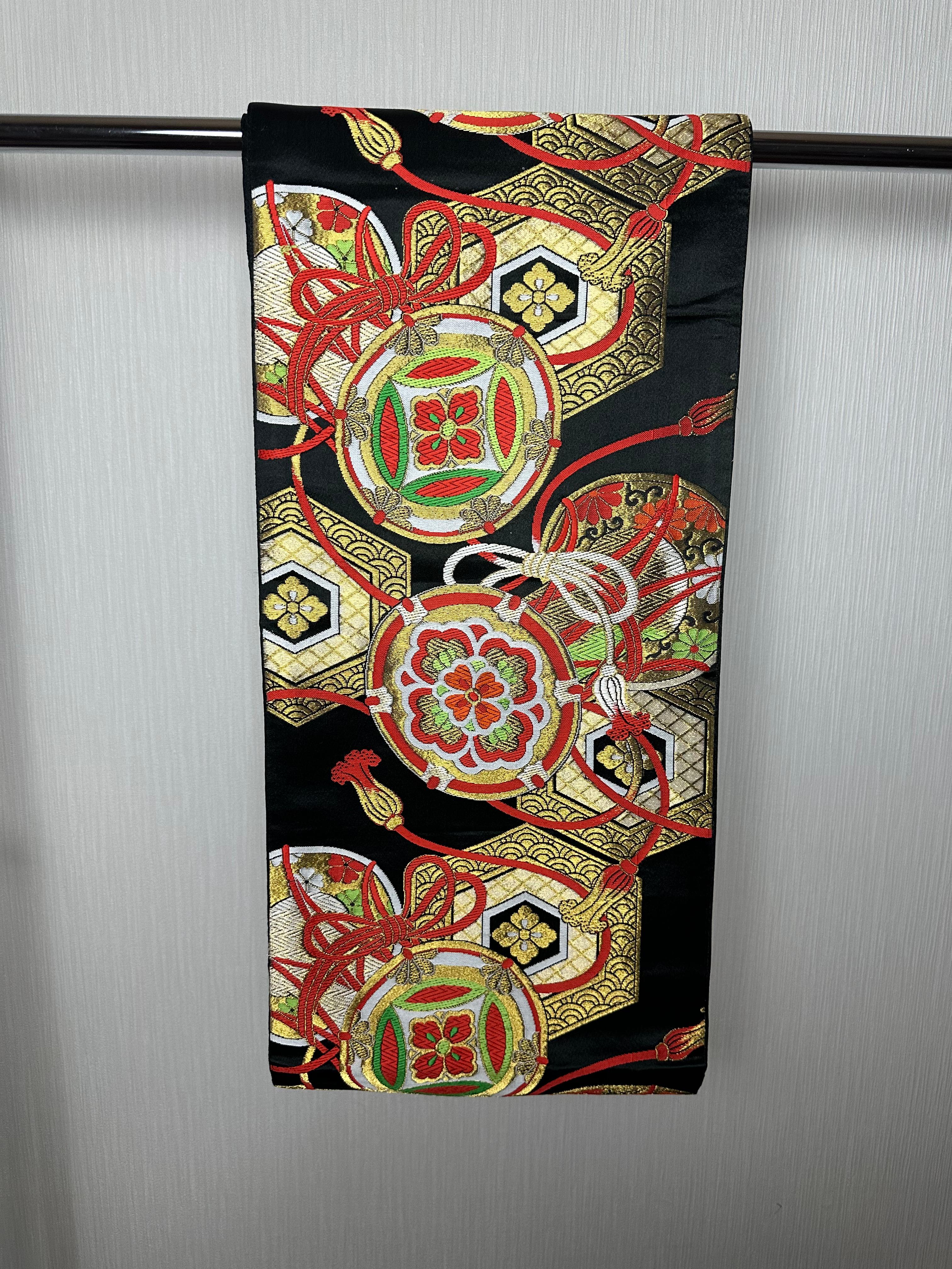 Japanese Kimono Obi selected by Kimono-Couture (Kimono belt, Kimono Sash) For Sale 1