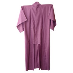 Japanischer Kimono Seide lila mit Muster 1970er Jahre