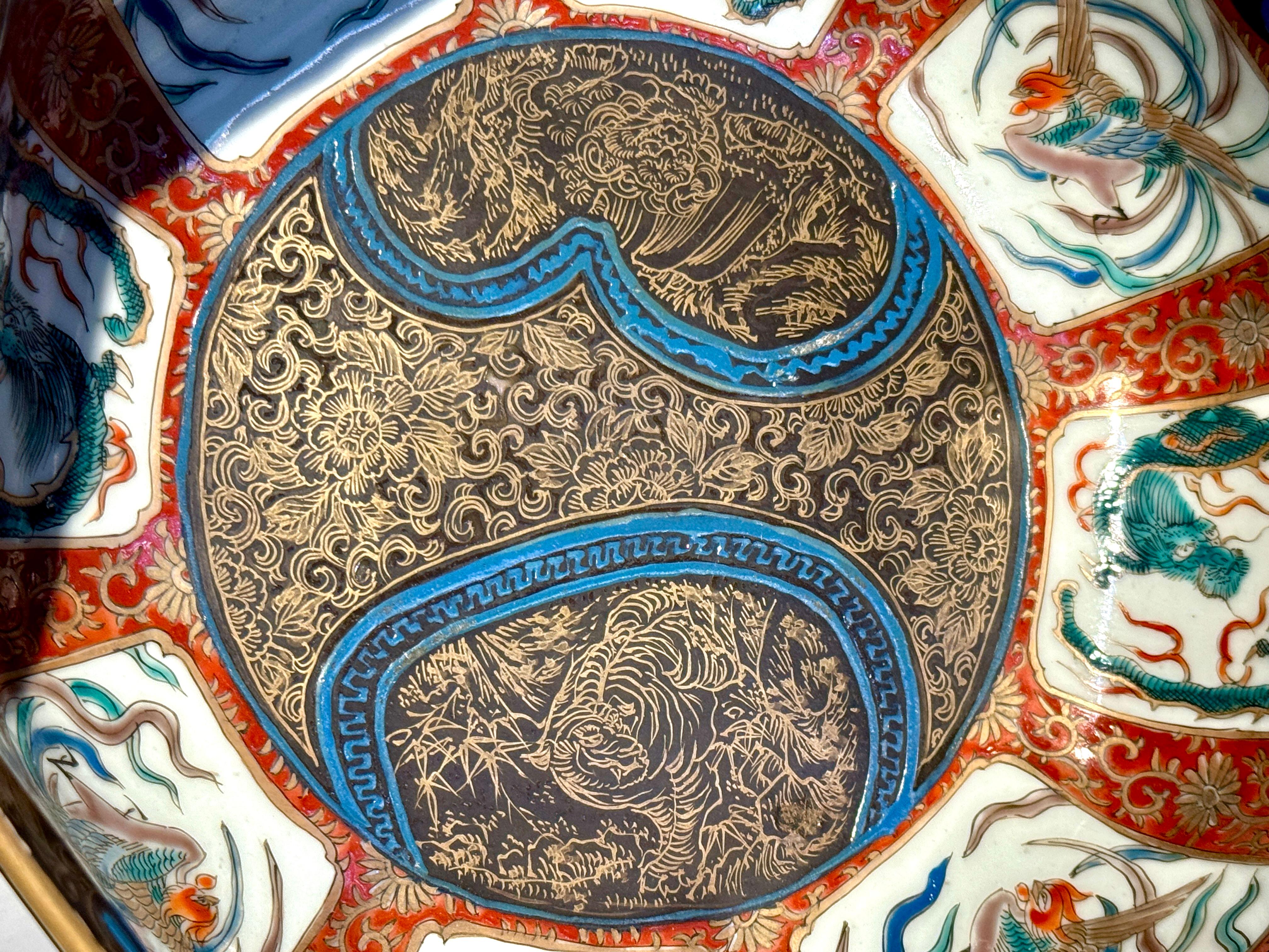Ciotola Zodiac ottagonale Kinrande Imari giapponese, periodo Taisho, Giappone in vendita 1