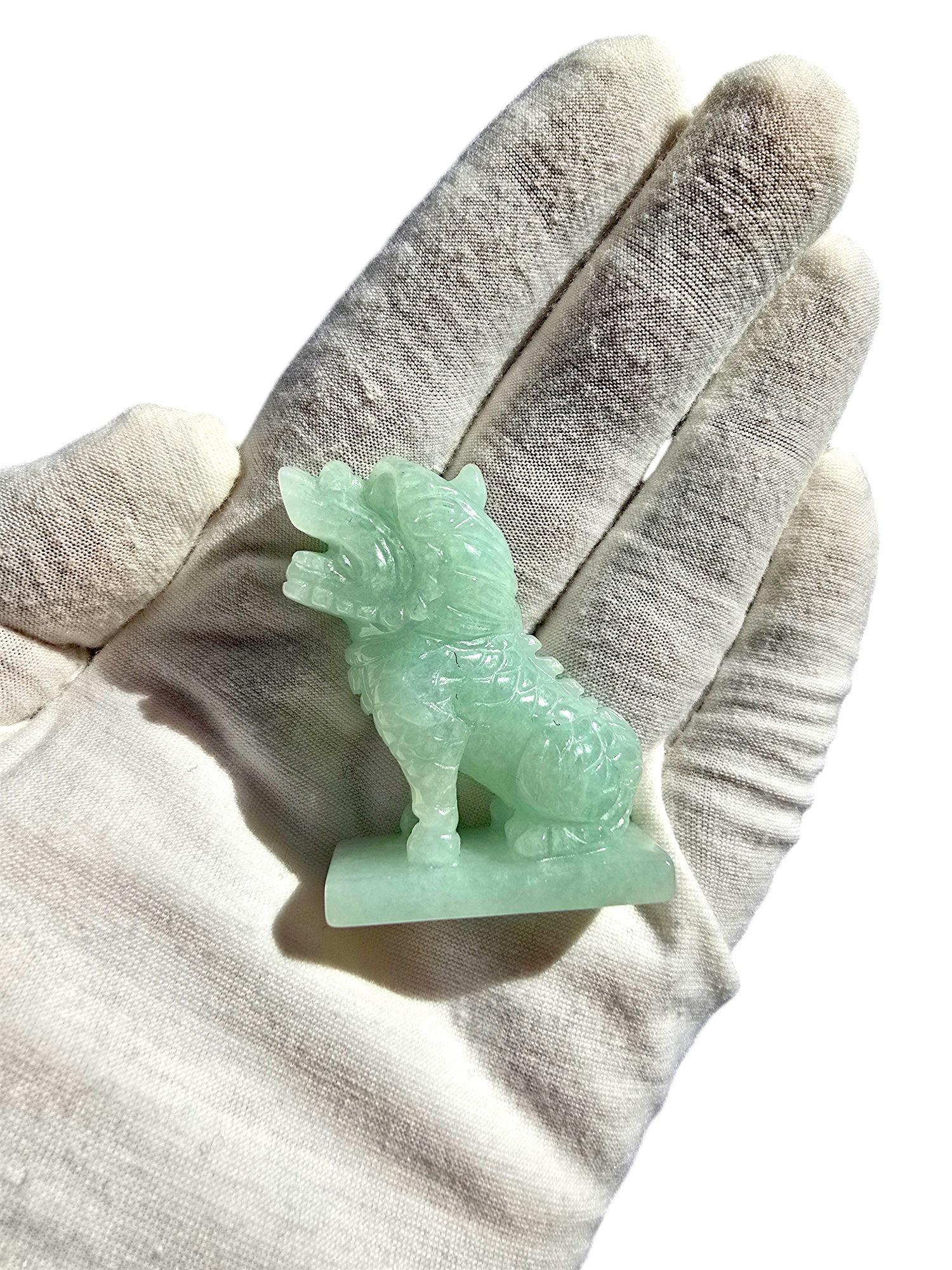 Japanese Kirin Carved Burmese A-Jadeite Green Ornament Showpiece with Stand For Sale 11