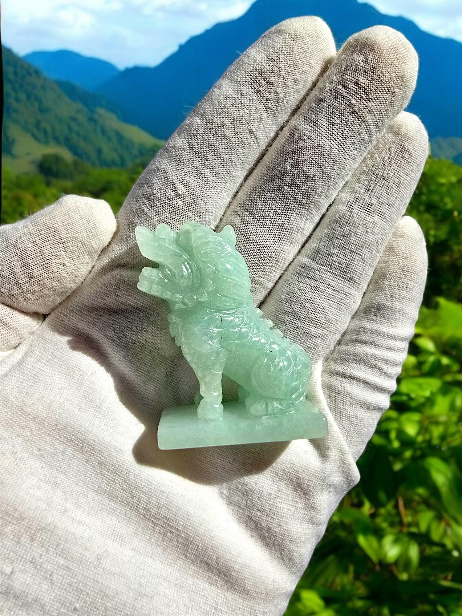 Japanese Kirin Carved Burmese A-Jadeite Green Ornament Showpiece with Stand For Sale 3