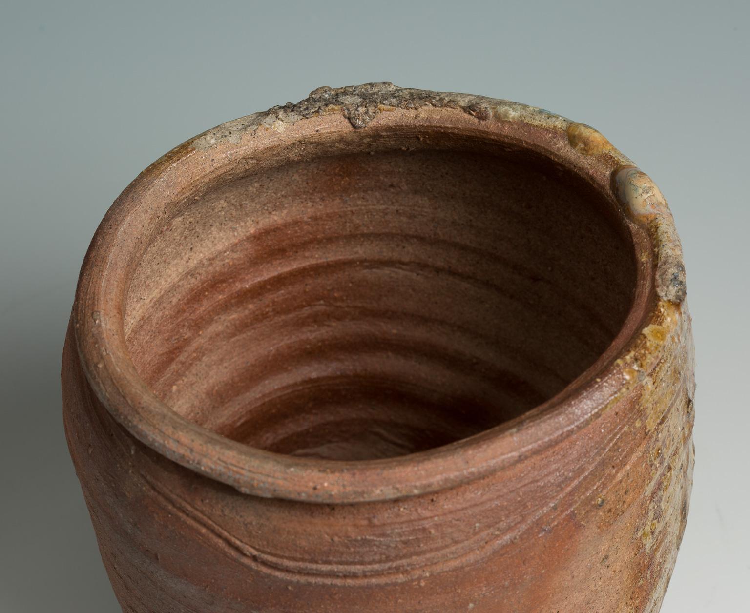 18th Century and Earlier Japanese Ko-Bizen Water Jar ‘Mizusashi’ Named “Matsugane”, 16th Century