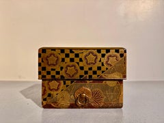 Japanese Kodaiji Maki-e Lacquer Kyarabako Incense Box, Momoyama Period