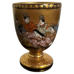 Vaso de Sake Japonés Kutani "100 Poetas y Poemas", Periodo Taisho, c 1920, Japón