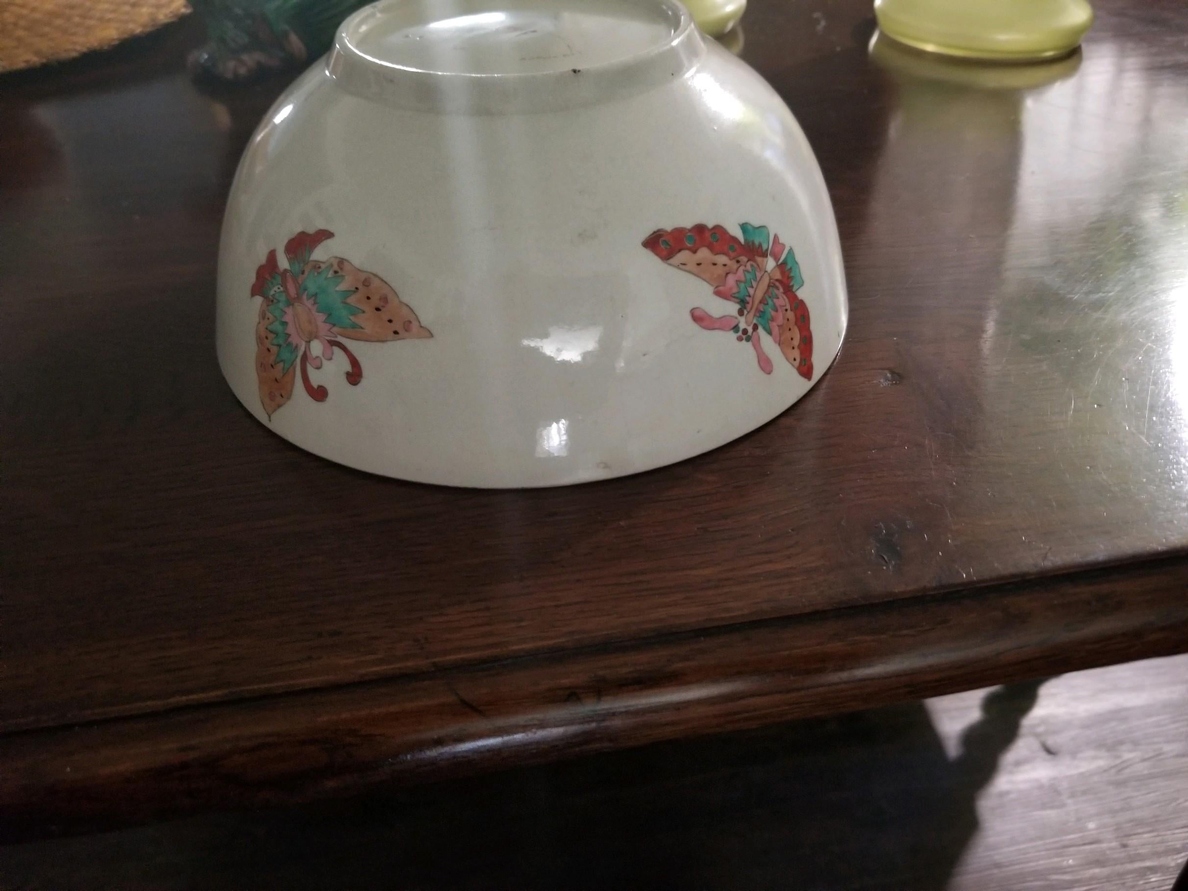 Japanese Kutani Bowl In Good Condition For Sale In Milton, DE