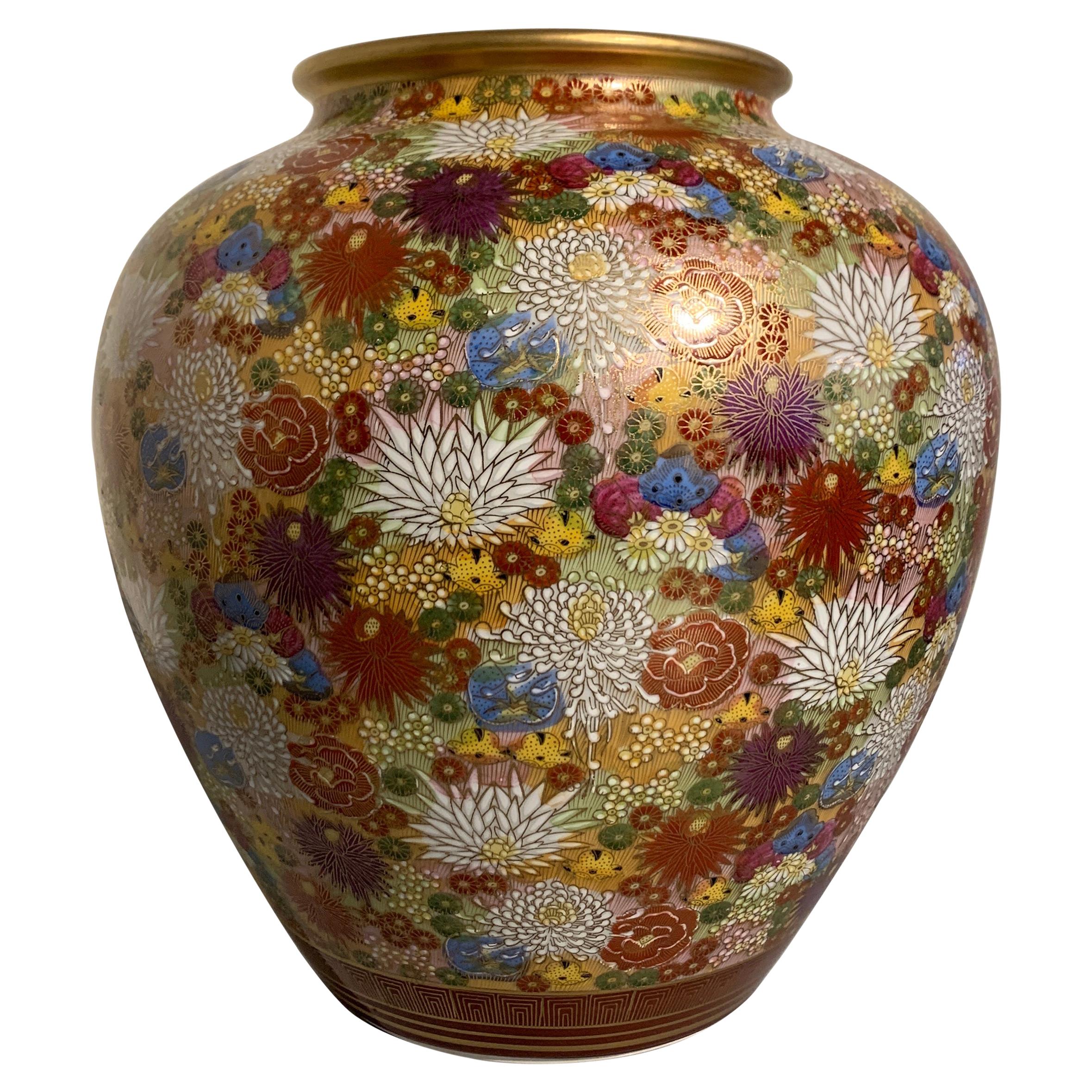 Japanese Kutani Large Millefleurs Vase by Shozan, Mid-20th Century