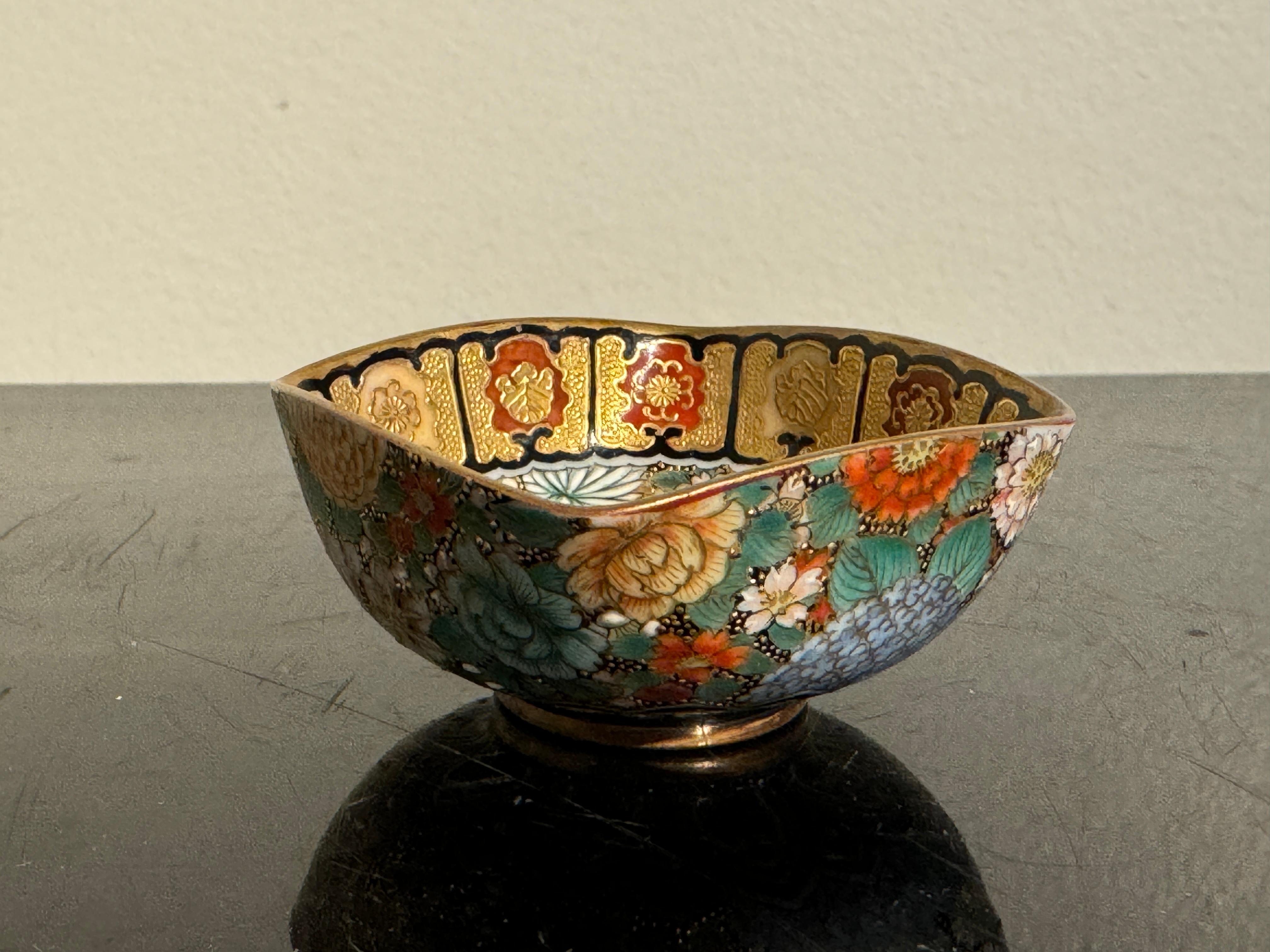 Early 20th Century Japanese Kutani Millefleurs Square Sake Cup, Taisho Period, circa 1920, Japan