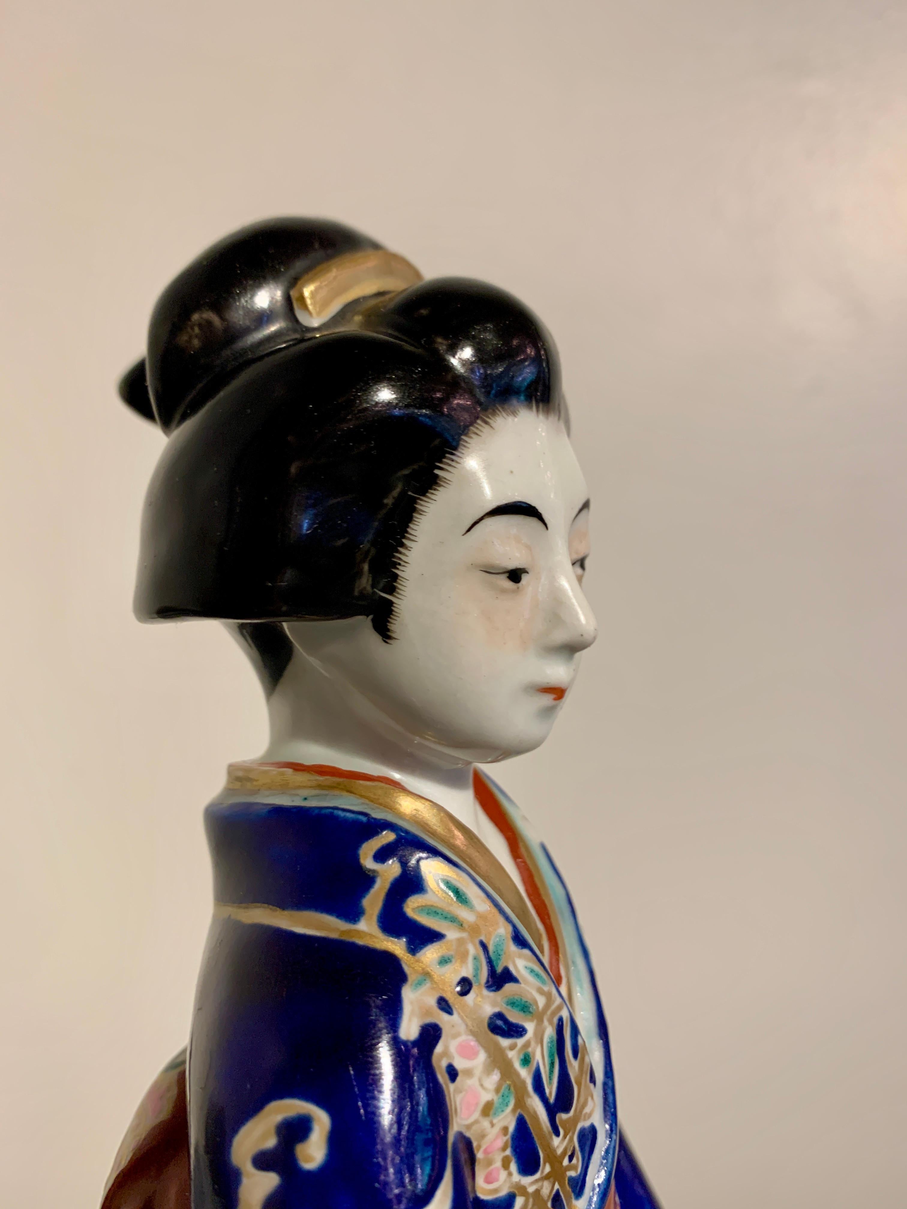 Enameled Japanese Kutani Porcelain Figure of a Geisha or Bijin, Showa Era, 1930's, Japan For Sale