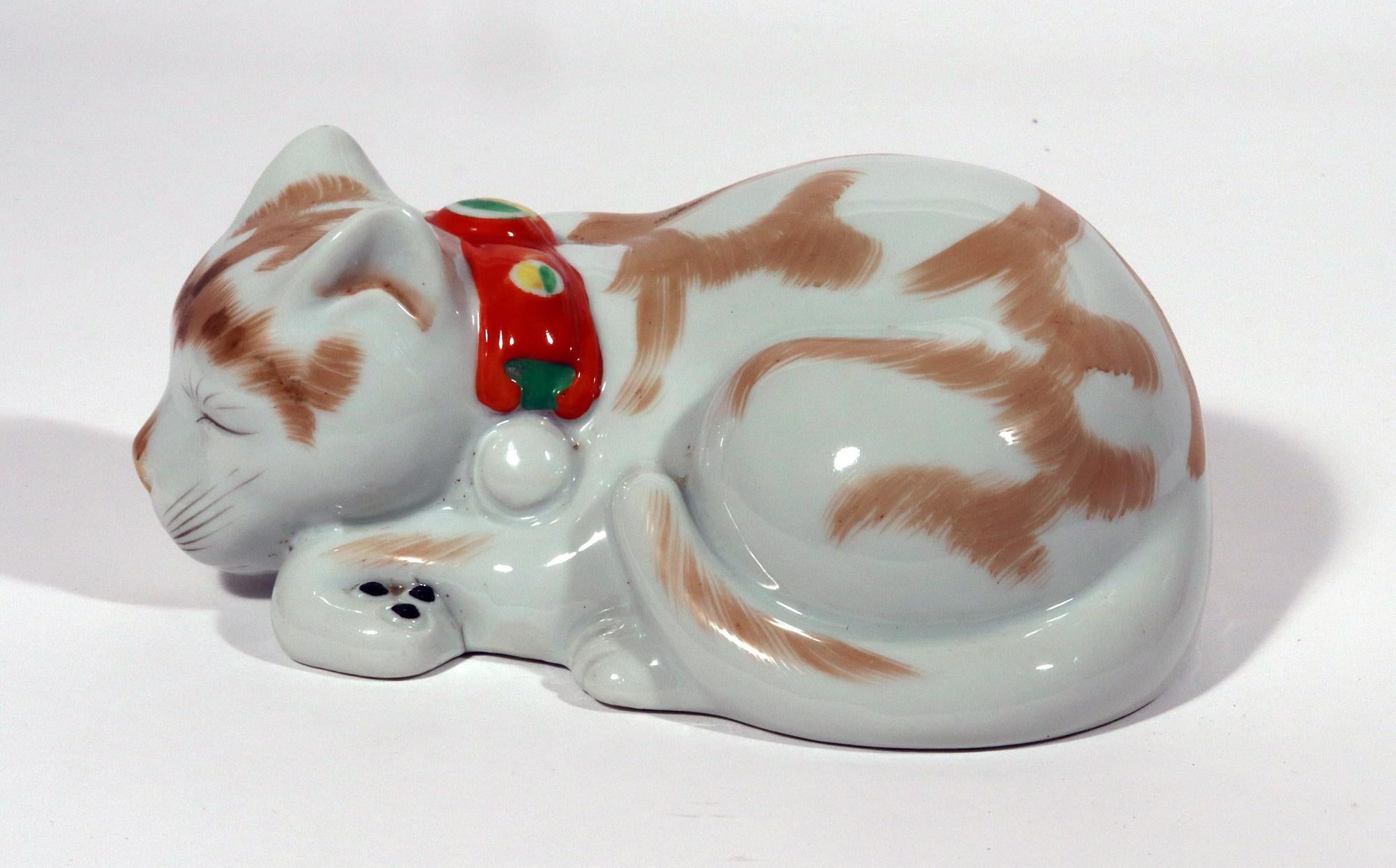 Meiji Japanese Kutani Porcelain Figure of a Sleeping Cat For Sale