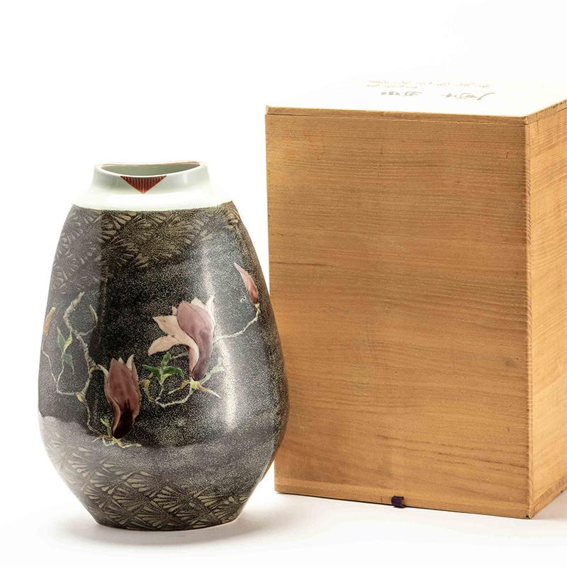 Hand-Painted Japanese Kutani Porcelain Studio Vase by Nobuhiko Sueoka