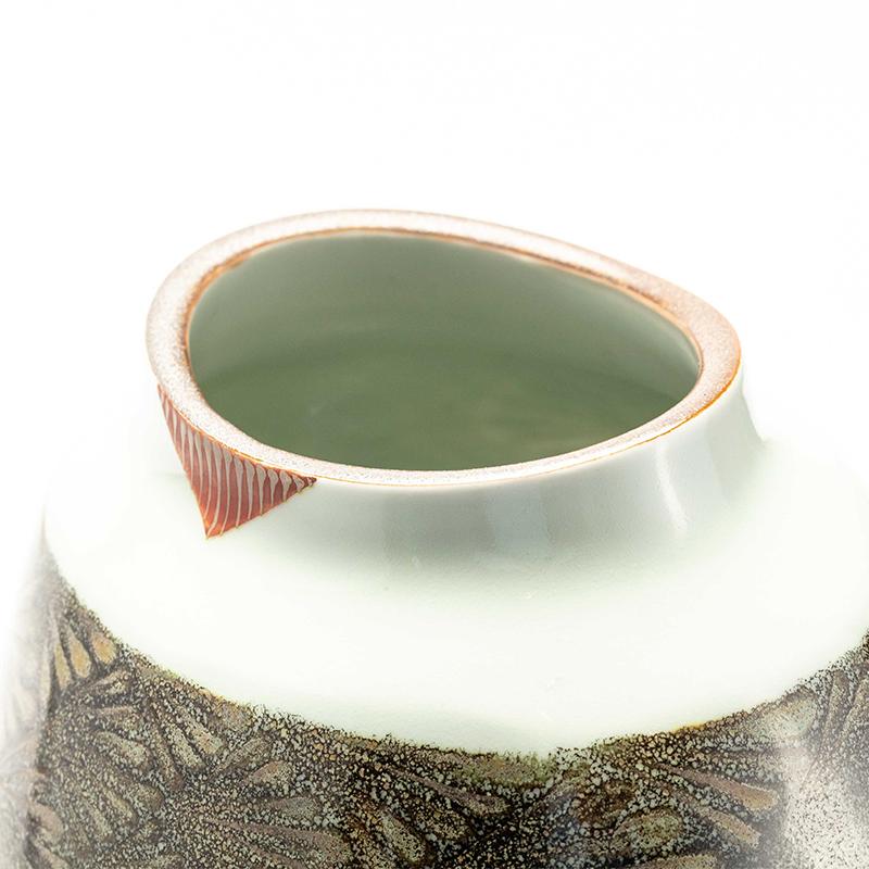 Japanese Kutani Porcelain Studio Vase by Nobuhiko Sueoka 1