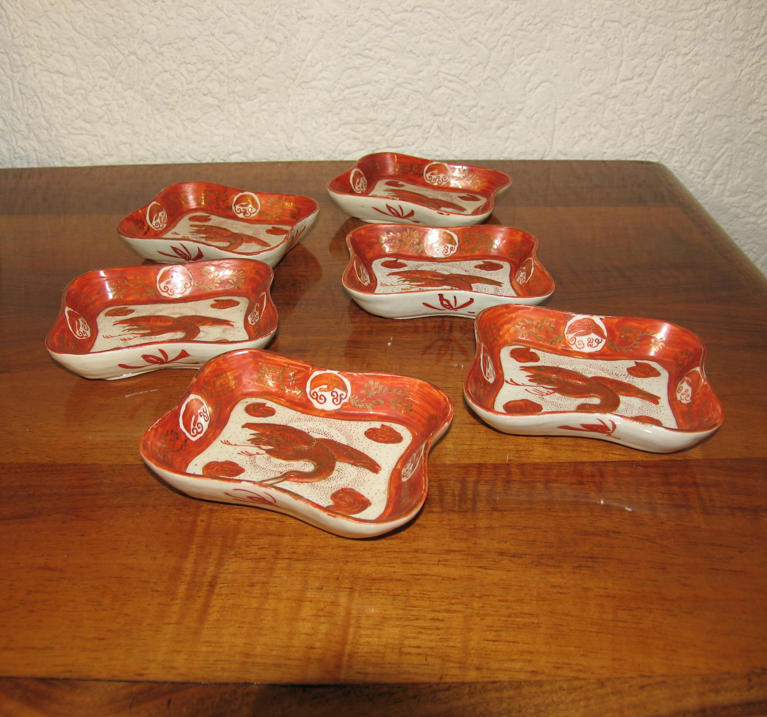 Hand-Painted Japanese Kutani Sei Ceramic Dishes, Set of Six, Late 19th Century For Sale