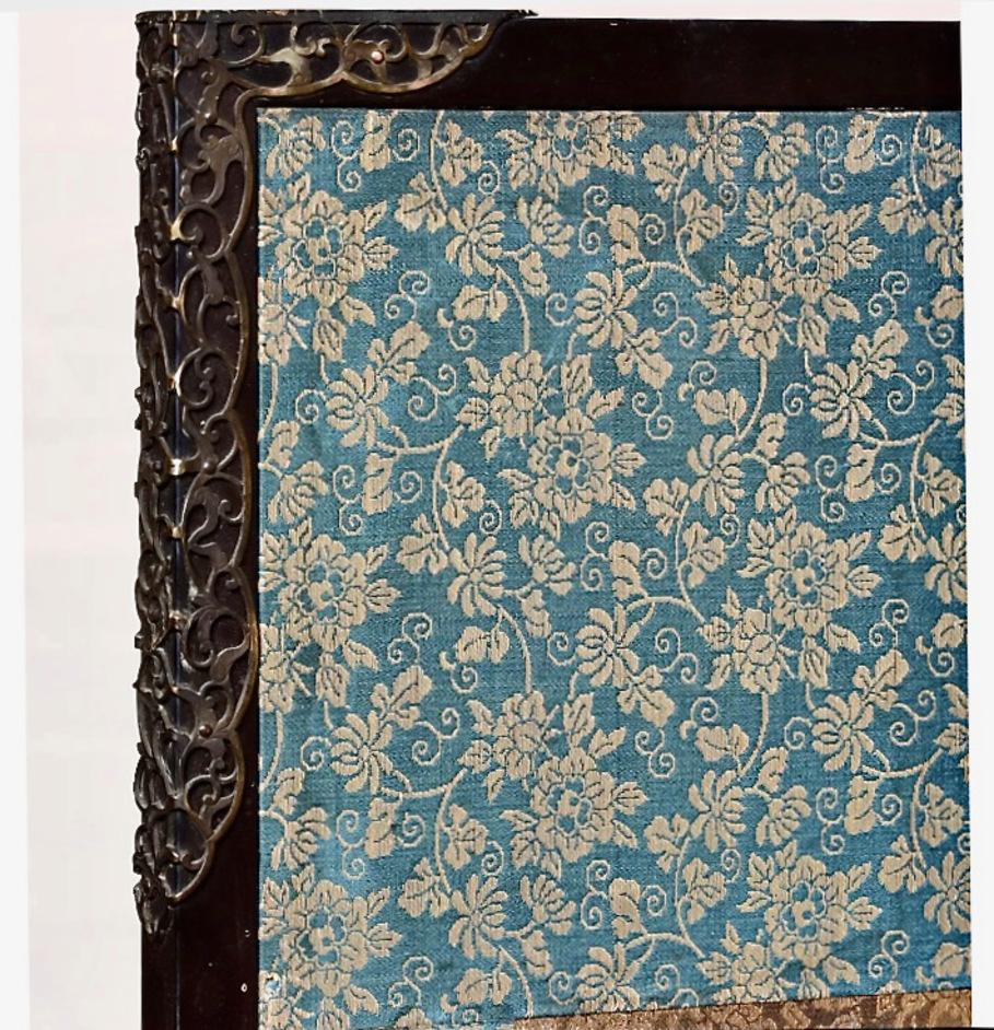 Japanese Kyoto Embroidered Screen For Sale 5