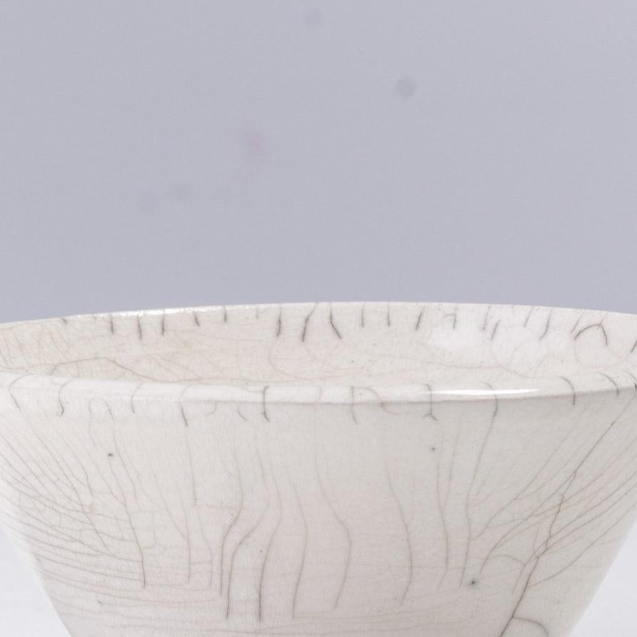 Japanese LAAB Moon Bowl Raku Ceramic Crackle White In New Condition For Sale In monza, Monza and Brianza