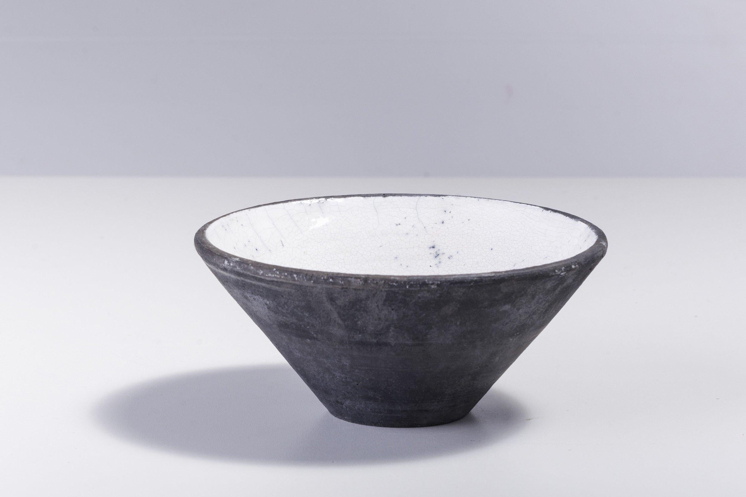 Italian Japanese LAAB Wu Bowl Raku Ceramics Crackle Black White For Sale