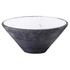 Vintage Japanese LAAB Wu Bowl Raku Ceramics Crackle Black White