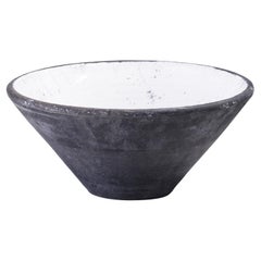 Japanese LAAB Wu Bowl Raku Ceramics Crackle Black White