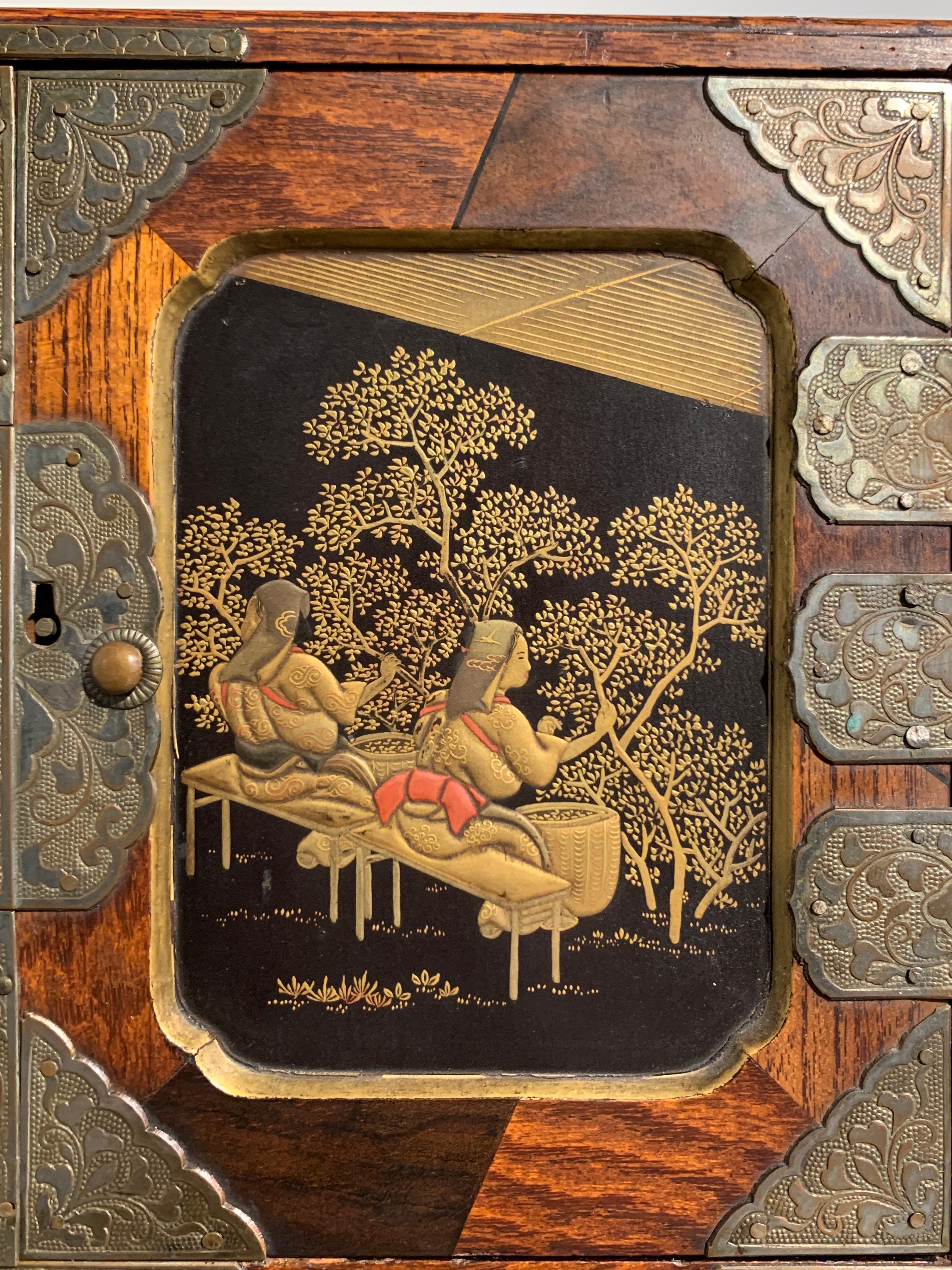 Japanese Lacquer and Marquetry Miniature Tansu, Haribako, Meiji Period 6