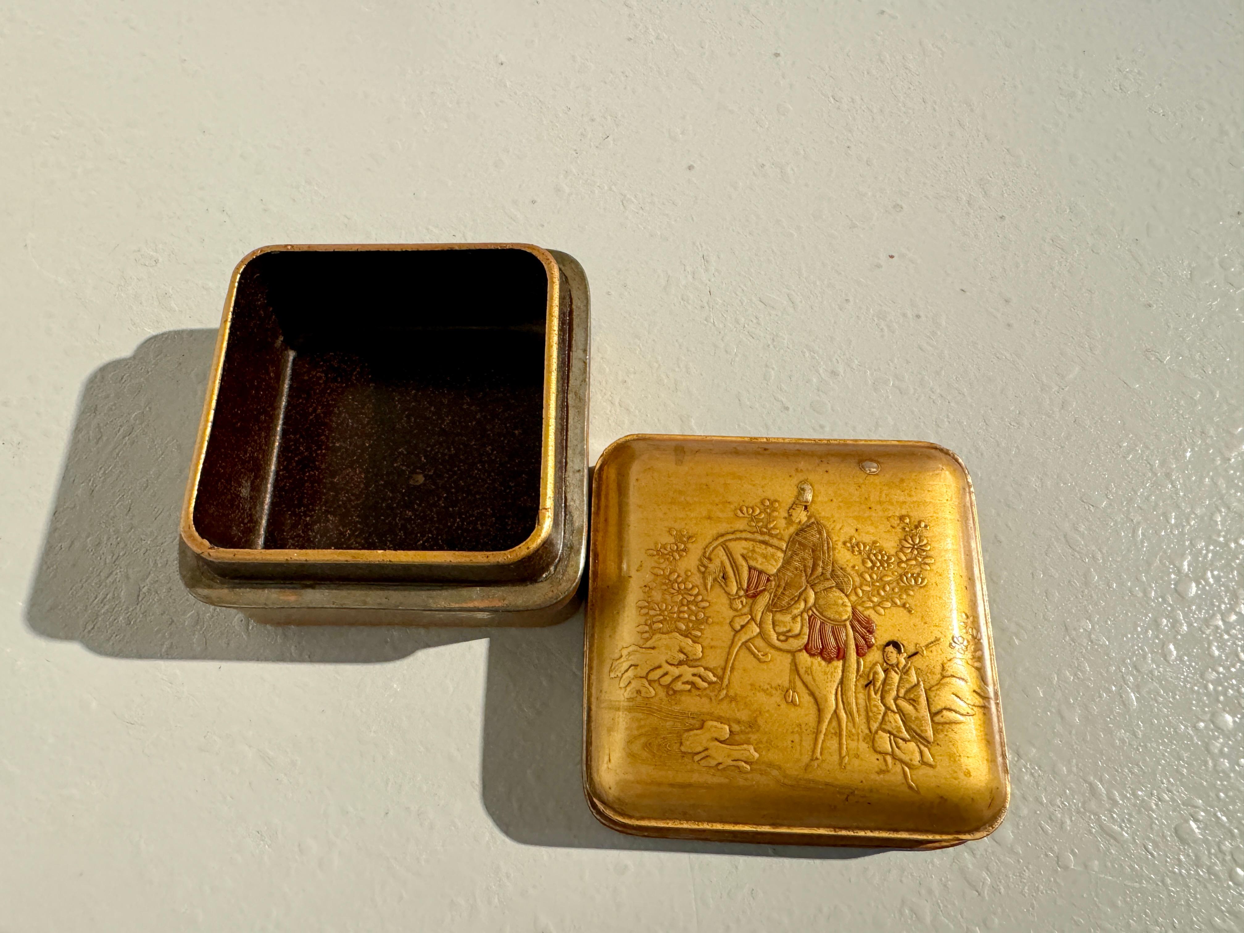 19th Century Japanese Lacquer Box, Kogo, Tale of Genji, Edo Period, early 19th century, Japan For Sale