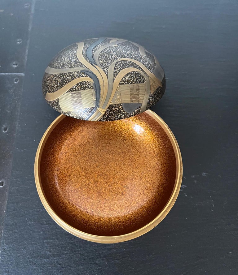 Japanese Lacquer Incense Kogo Box with Fine Makie Design Meiji Period