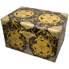 Japanese Lacquer Kimono Box