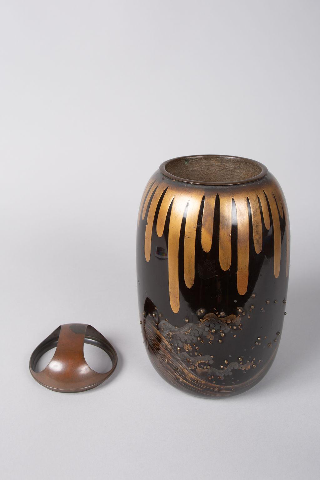 19th Century Japanese Lacquer Koro 'Incense Burner' For Sale