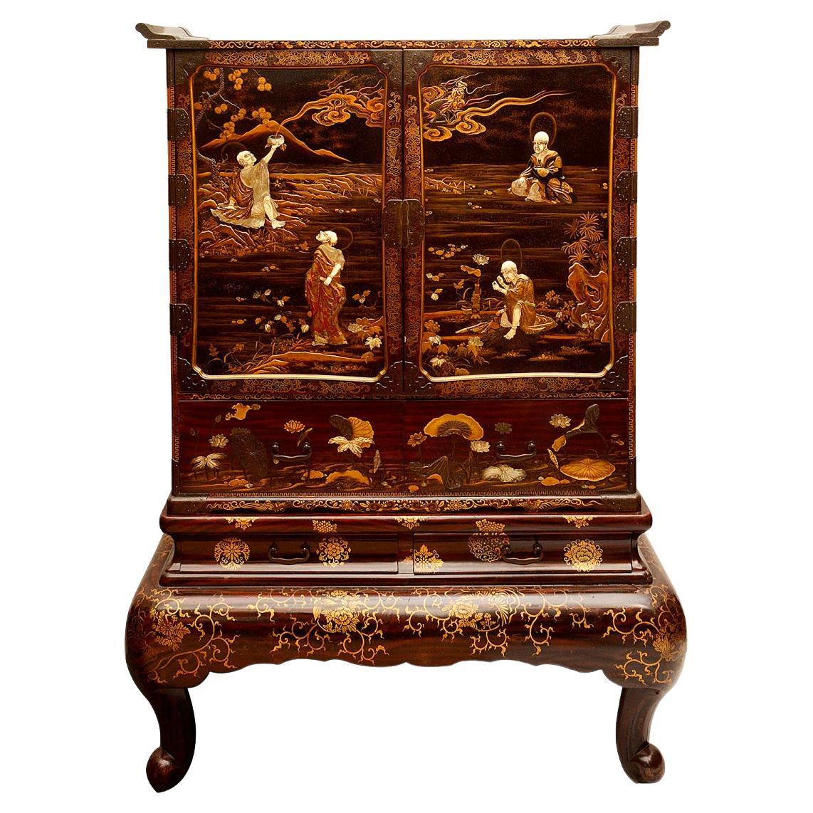 Japanese Lacquer Meiji Period Cabinet on Stand, circa 1890