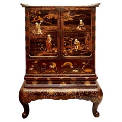 Antique Japanese Lacquer Meiji Period Cabinet on Stand, circa 1890