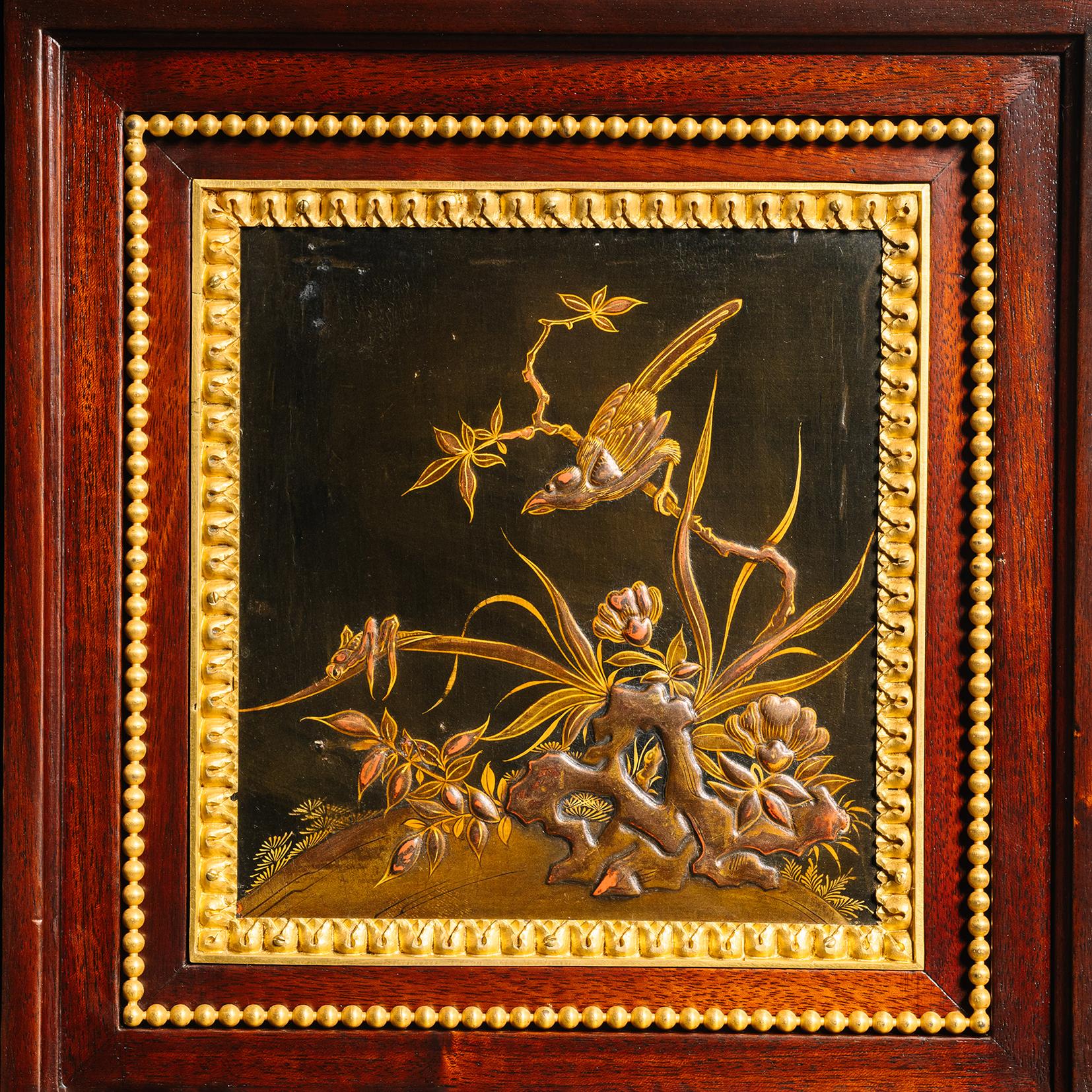 Bonheur du Jour montado en laca japonesa, de Henry Dasson Ormolú en venta