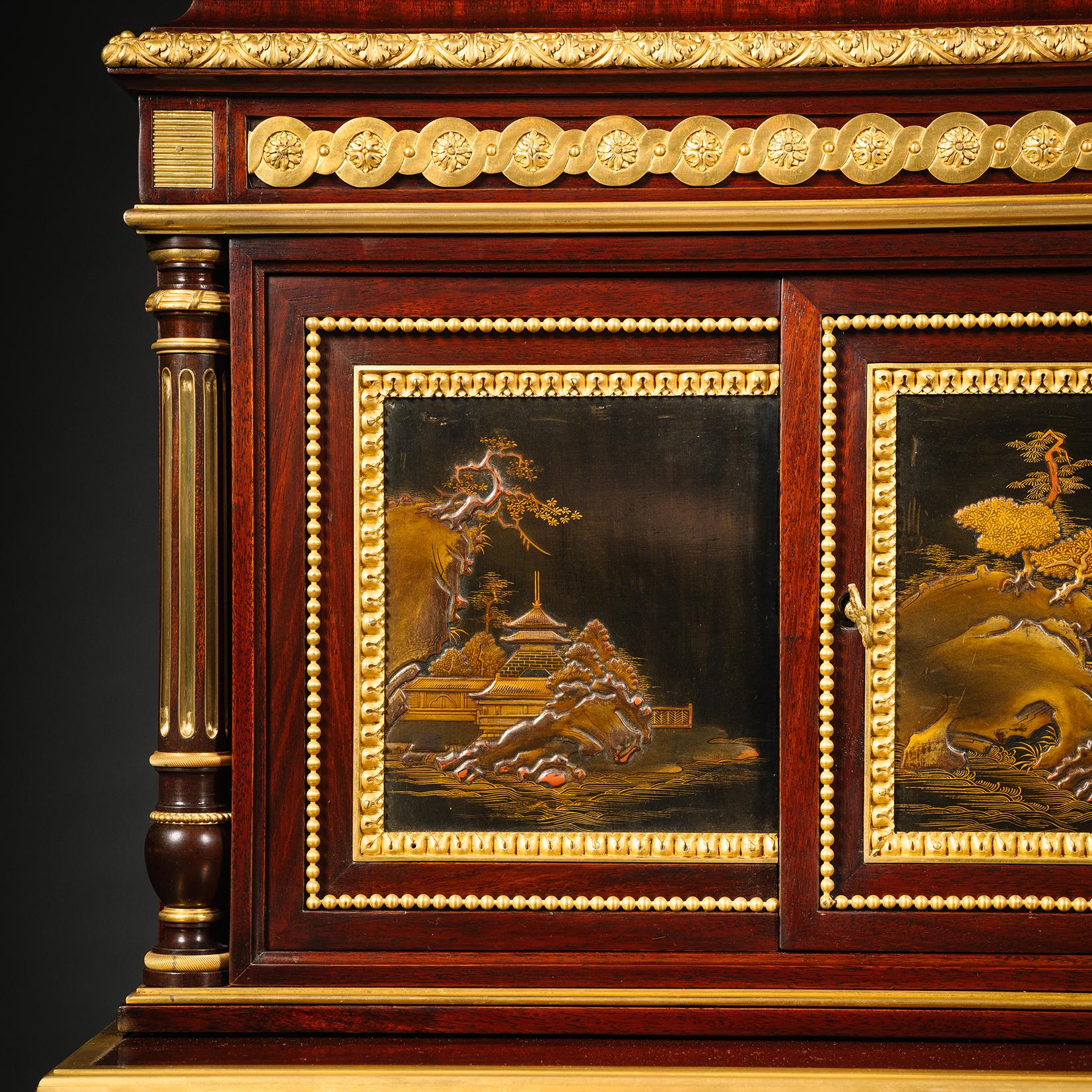 Bonheur du Jour montado en laca japonesa, de Henry Dasson en venta 2