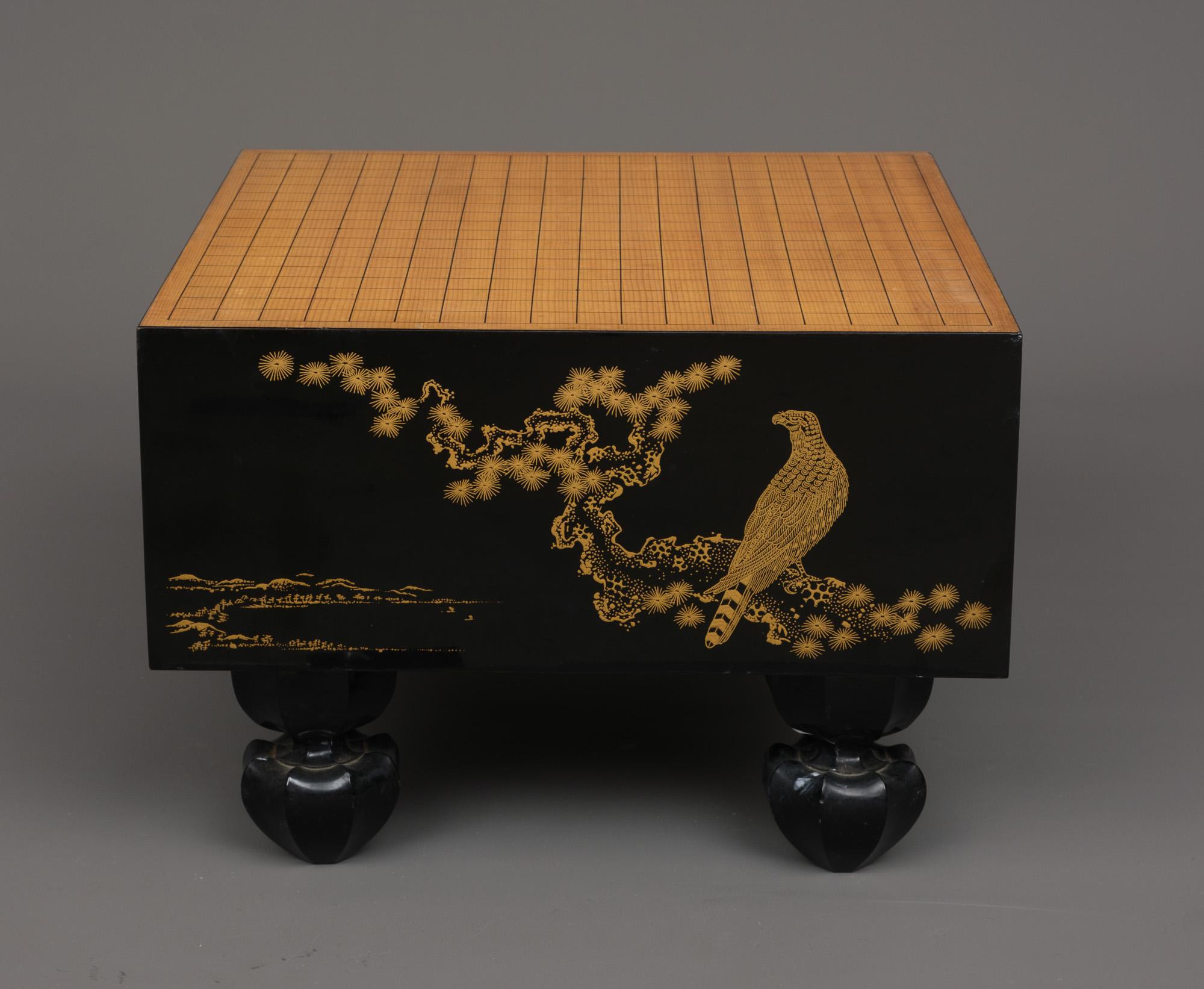 Japanese lacquer solid wooden go-game table 碁盤 (goban) complete with go-stones 2
