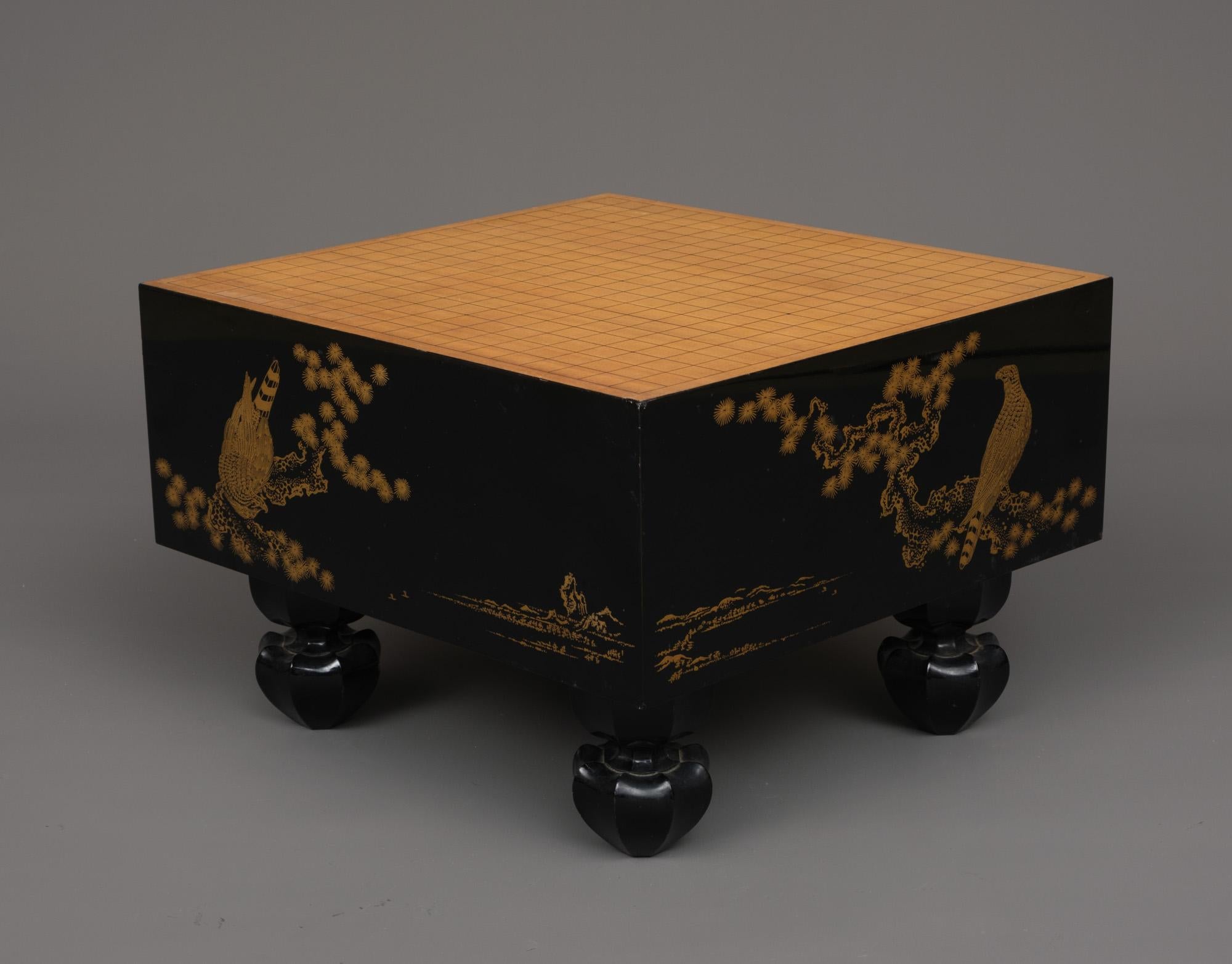 Fait main Table de jeu de go en bois massif laqué japonais 碁盤 (goban) complète avec pierres de go.