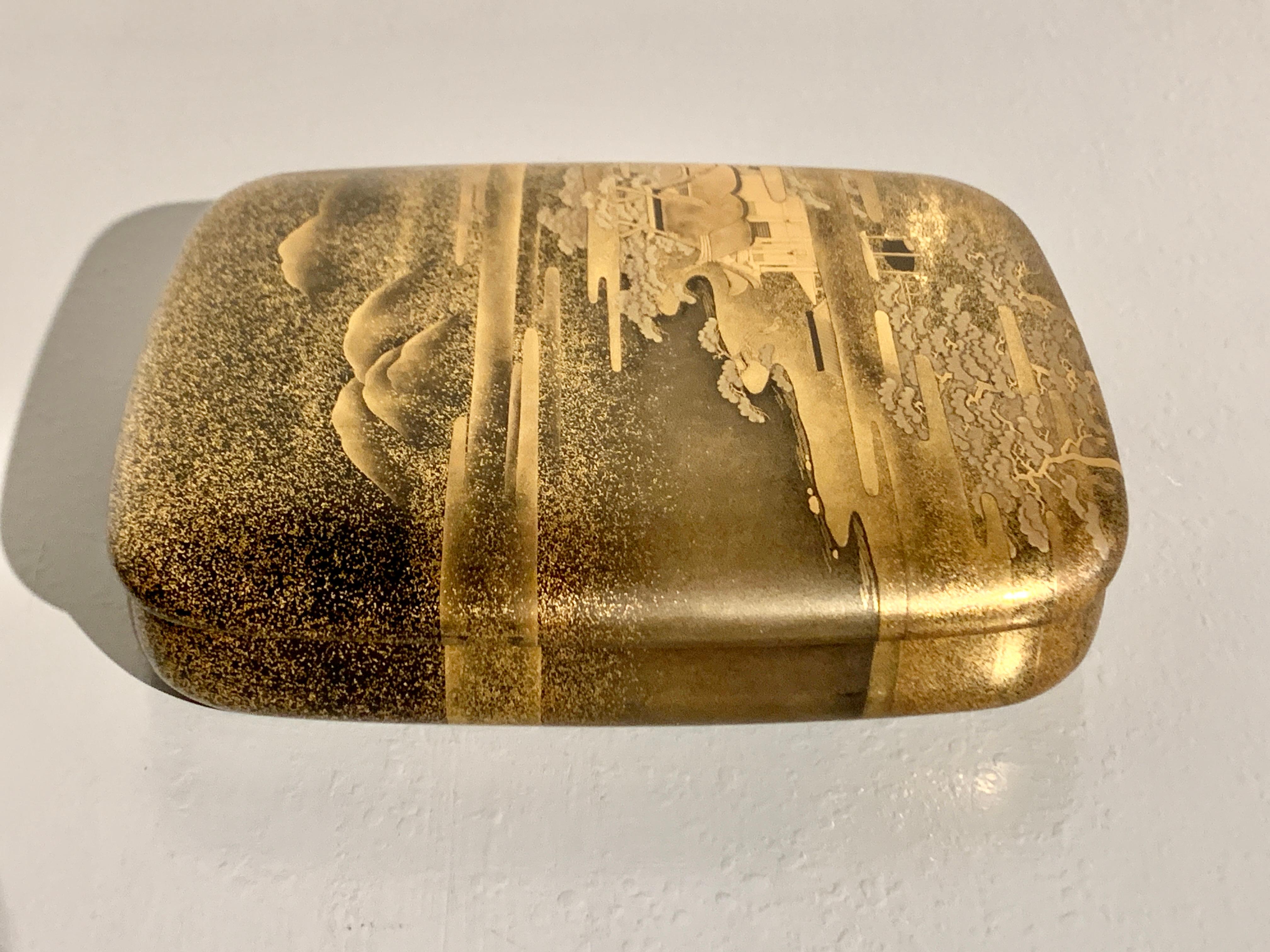 Gold Leaf Japanese Lacquer Stationery Box, Suzuribako, Edo Period, 19th c, Japan For Sale
