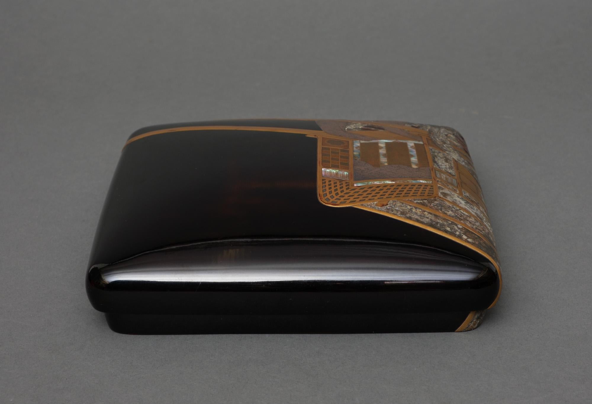 Suzuri'bako 硯箱 (Schreibkasten) aus japanischem Lack mit Design im Stil der Rinpa-Schule im Angebot 5