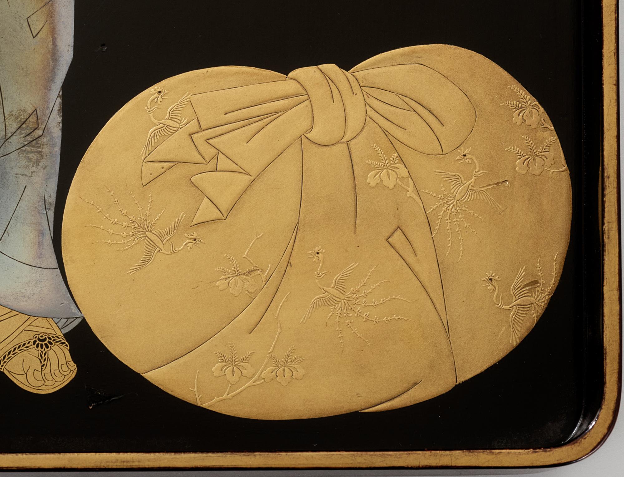 Japanese lacquer suzuri’bako 硯箱 (writing box) with shishi & Hotei design 5