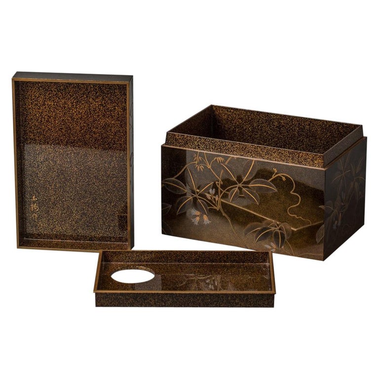 Japanese Lacquer Tea Box 'Chabako' with Flower Design For Sale at 1stDibs