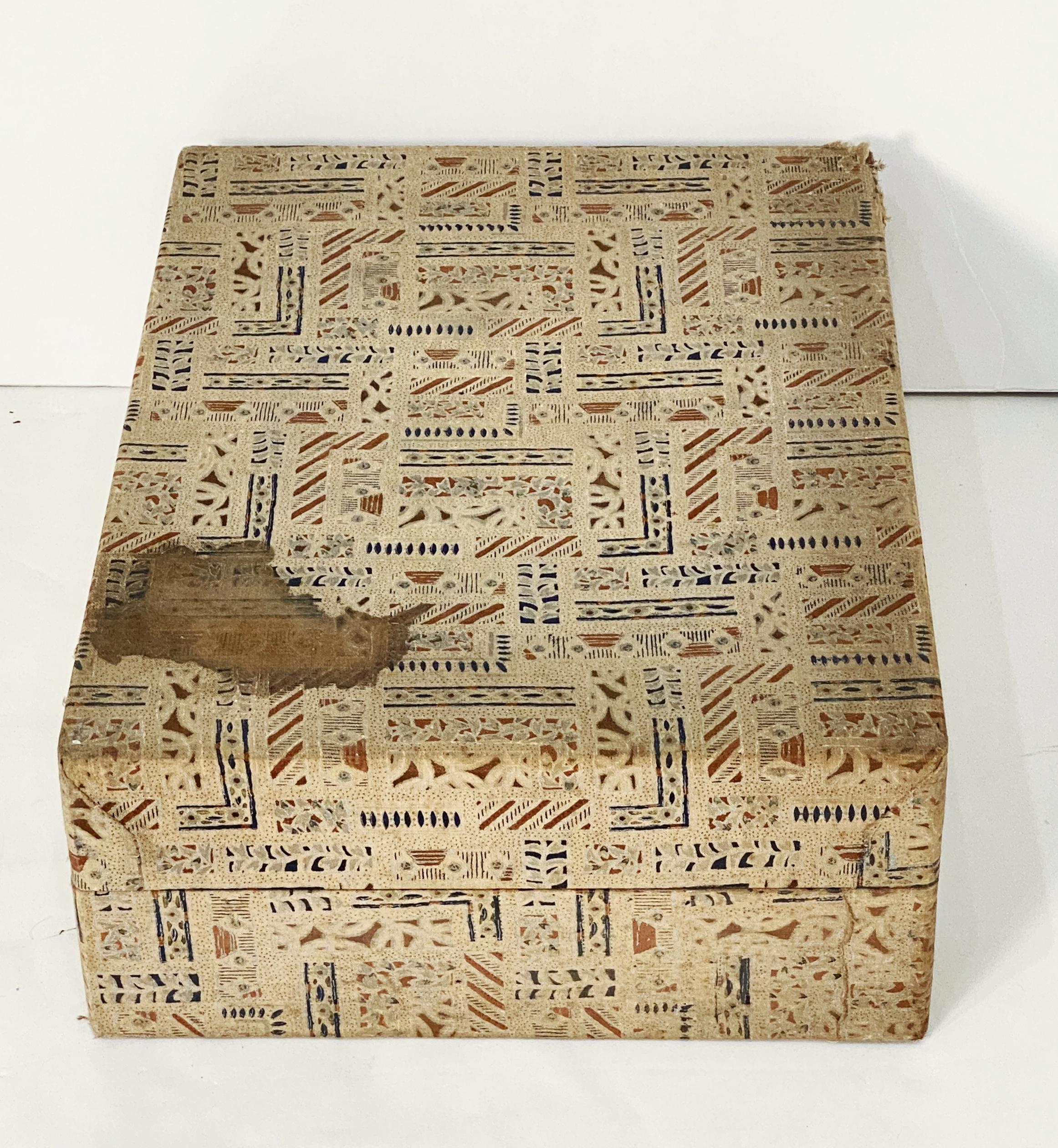 Japanisches Lackteeset und Serviertabletts in Originalverpackung im Angebot 5