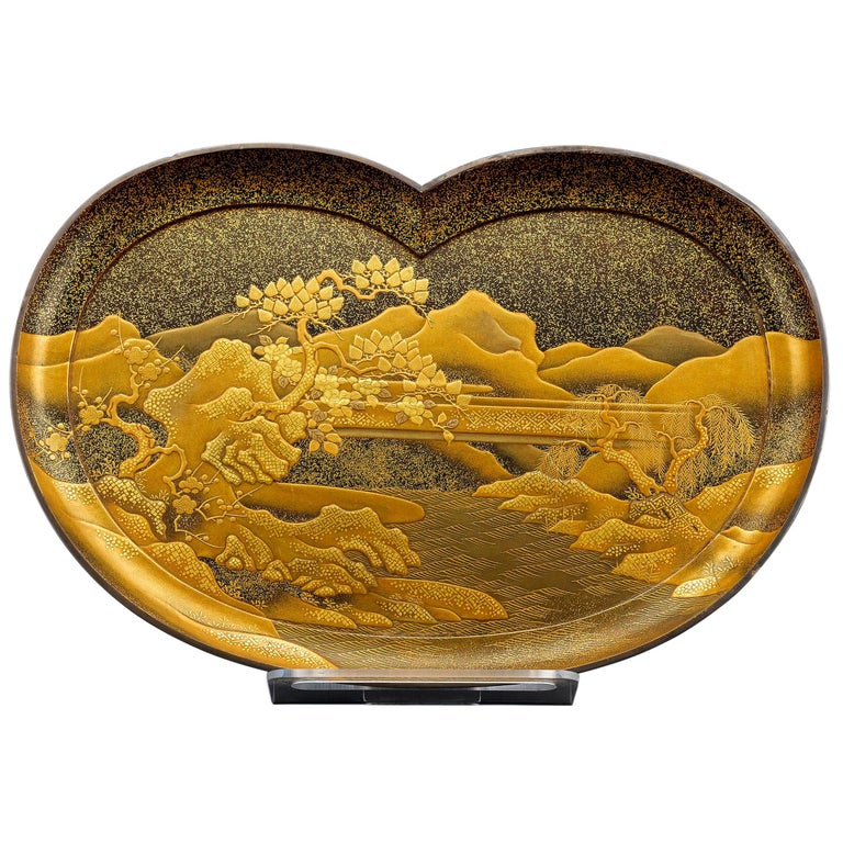 Japanese Lacquer Tray For Sale at 1stDibs
