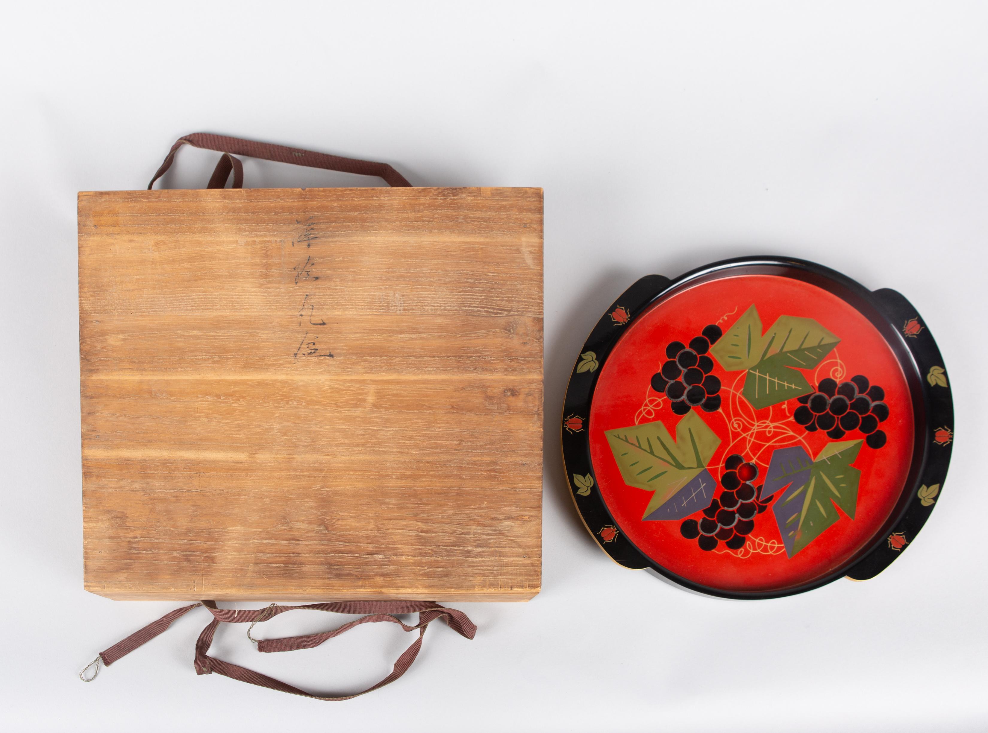 Japanese Lacquer Tray with Grape Design 4