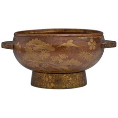 Japanese Lacquered Basin with Ear-Shaped Handles 'Mimidarai', 17th Century