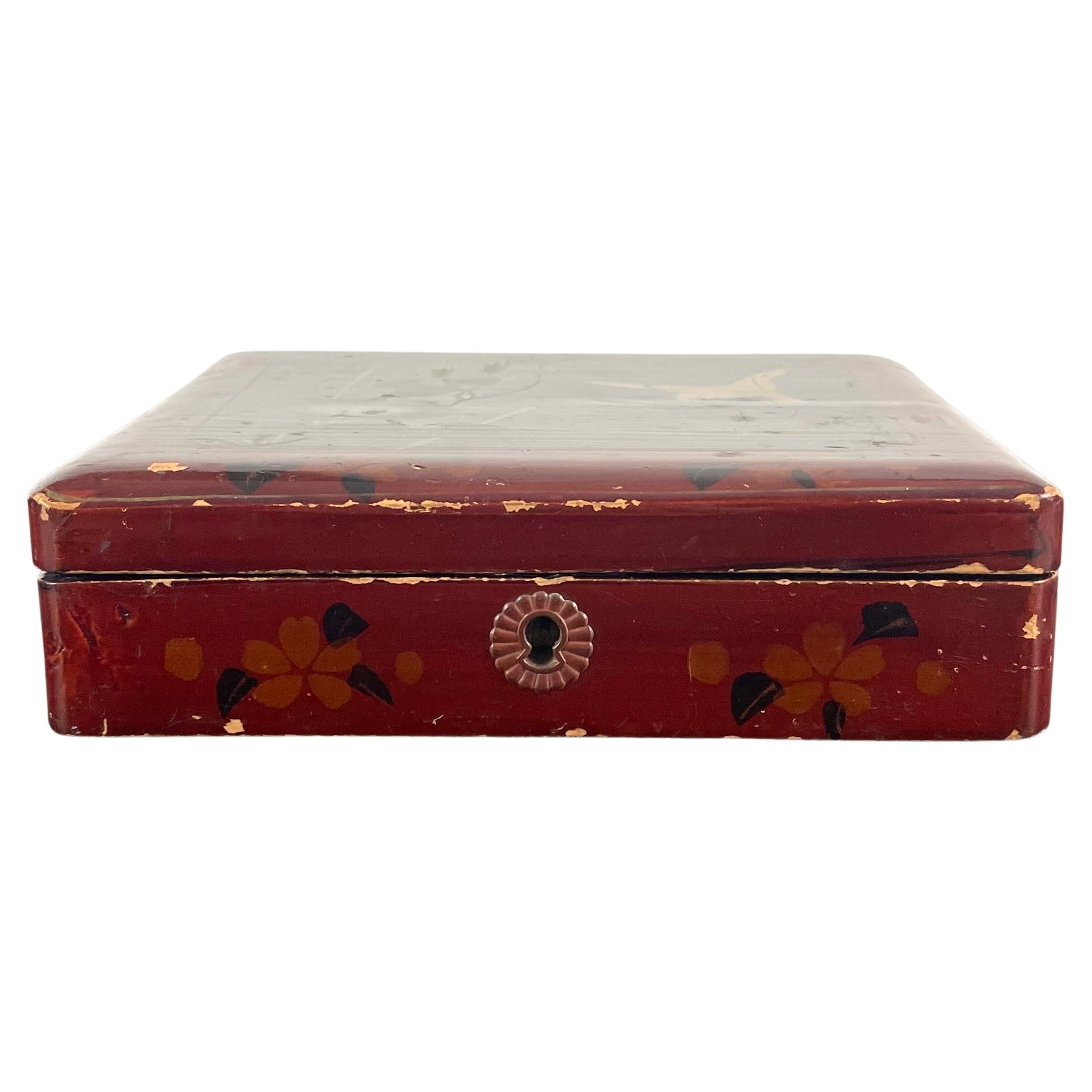 Japanese Lacquered Box Decorated with Birds and Foliage, Signed, Late 19th For Sale