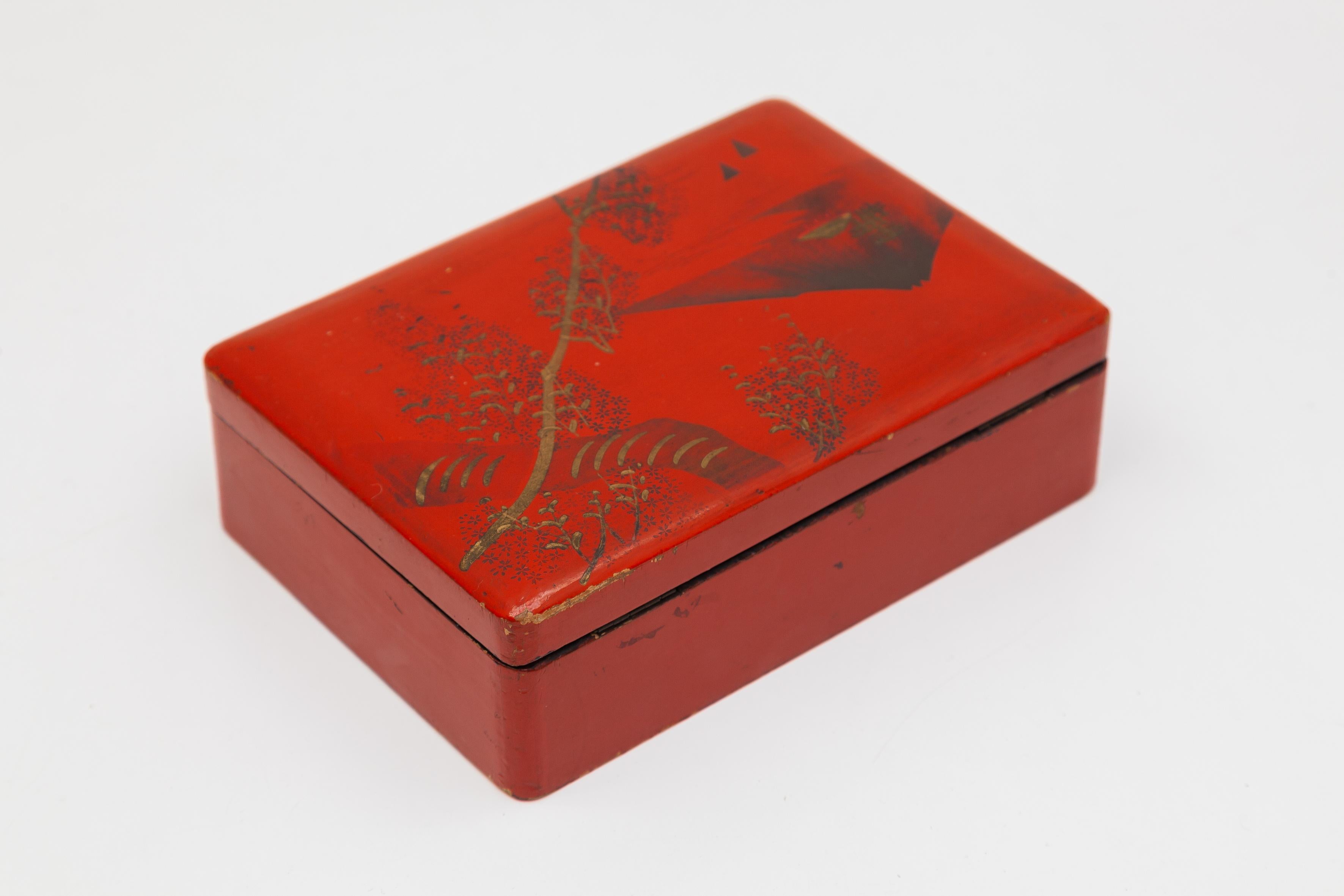 Japanese Lacquered Boxes Collection, Wunderkammer Objects 3