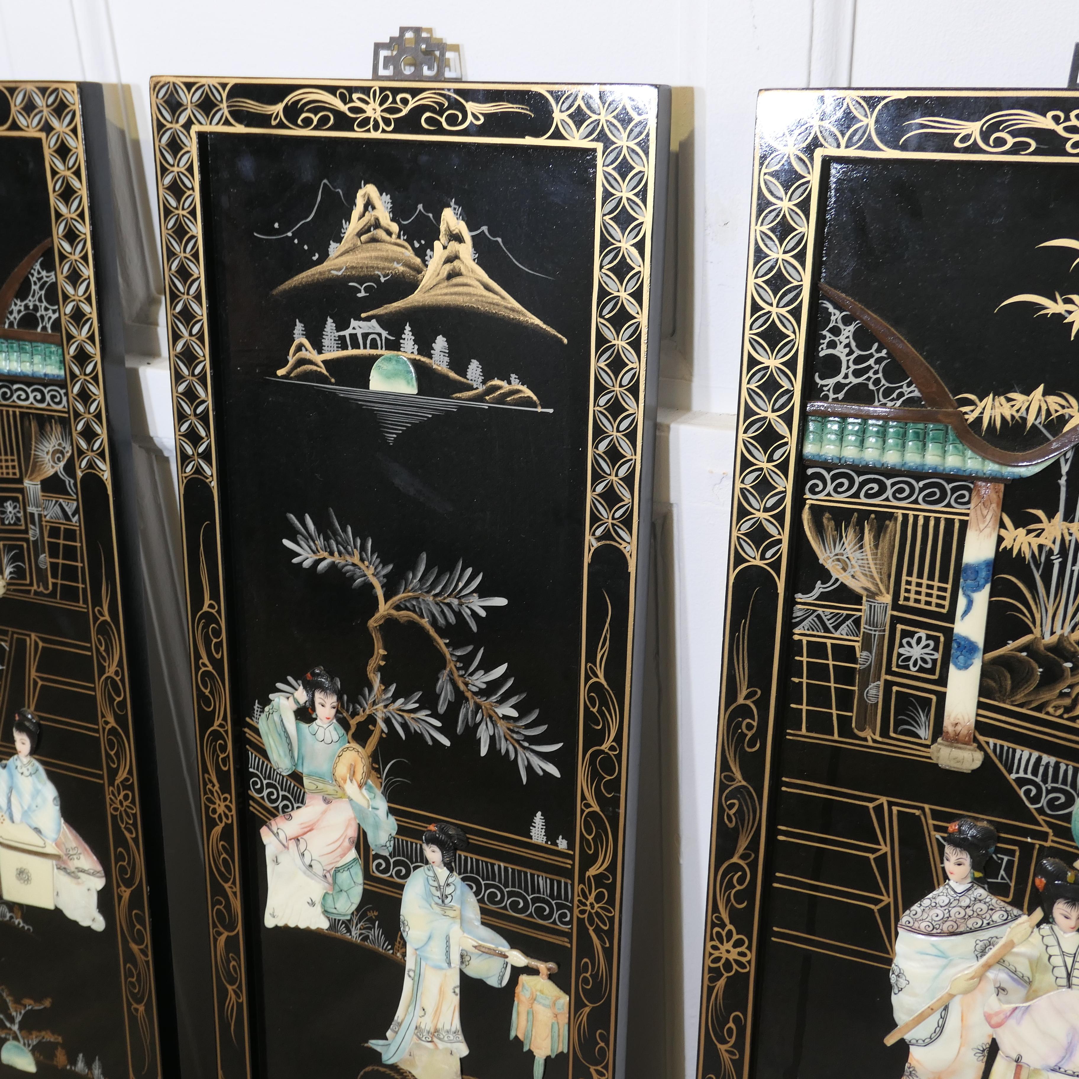 Japanese Lacquered Decorated Wall Panels  These 4 very attractive screens For Sale 1