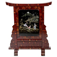 Antique Japanese Lacquered Fire Screen