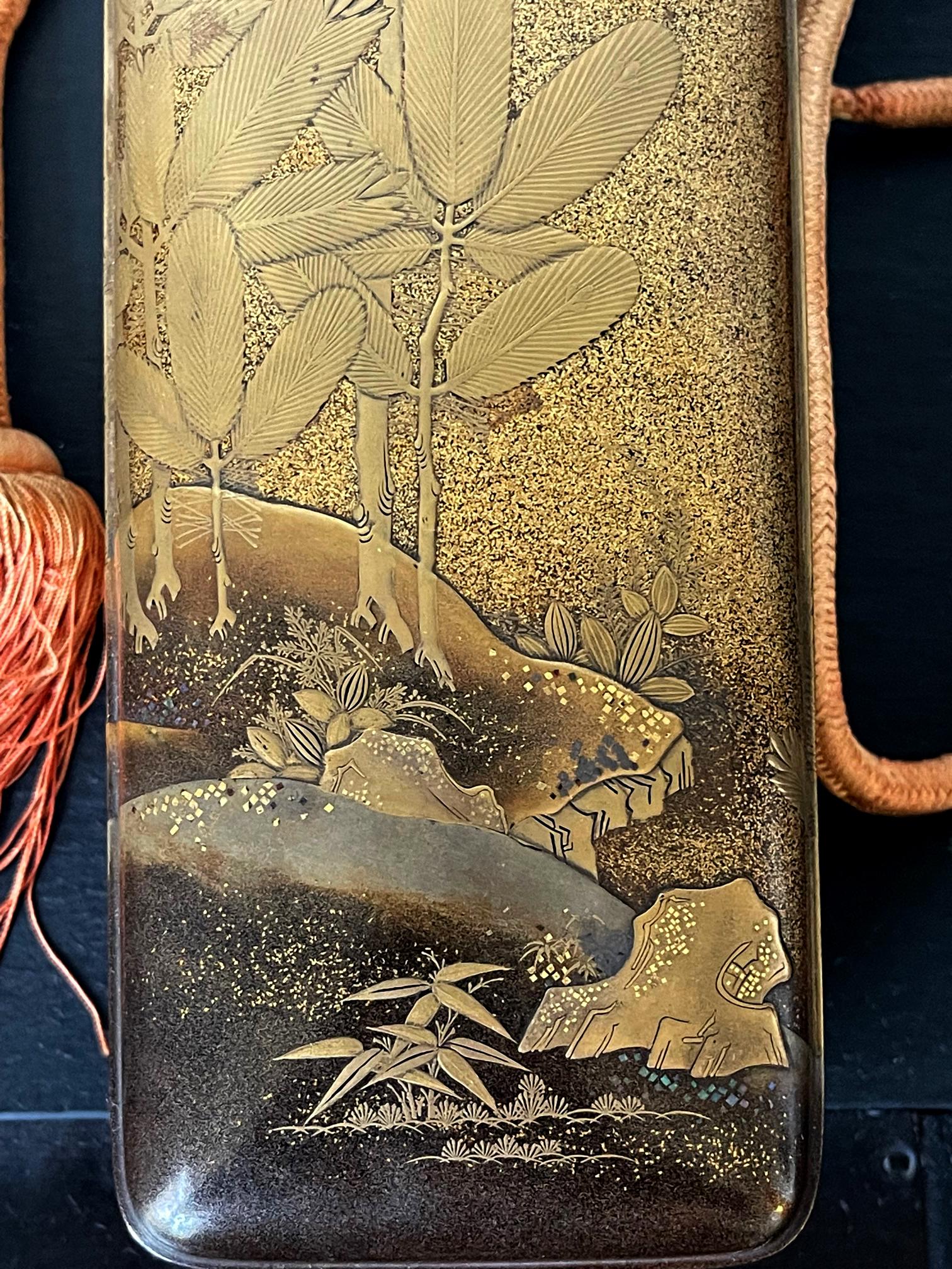 Japanese Lacquered Gold Maki-E Naga Fubako Meiji Period For Sale 7