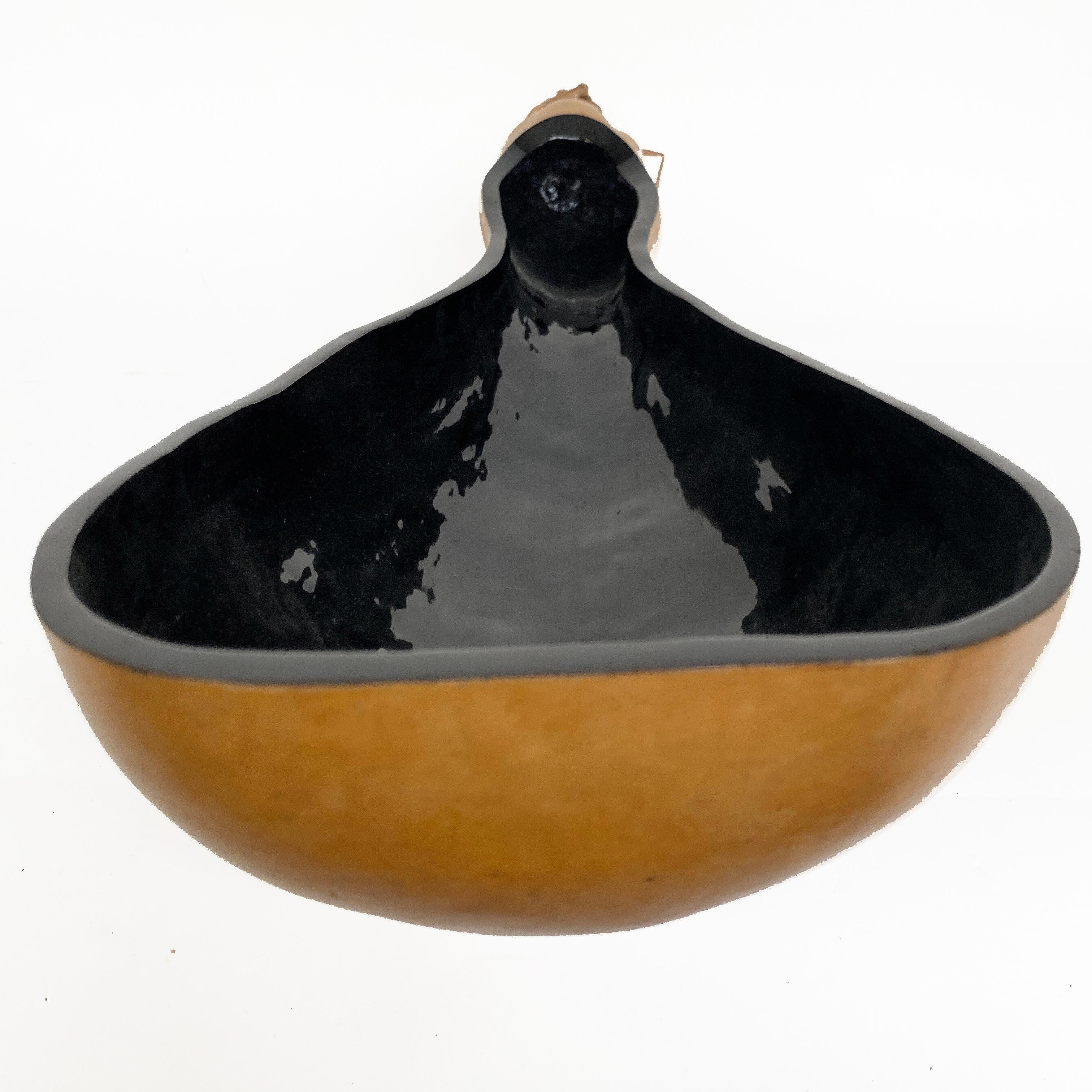 Hand-Carved Japanese Lacquered Gourd Ikebana Vessel, with Storage Box, Mid-20th Century For Sale